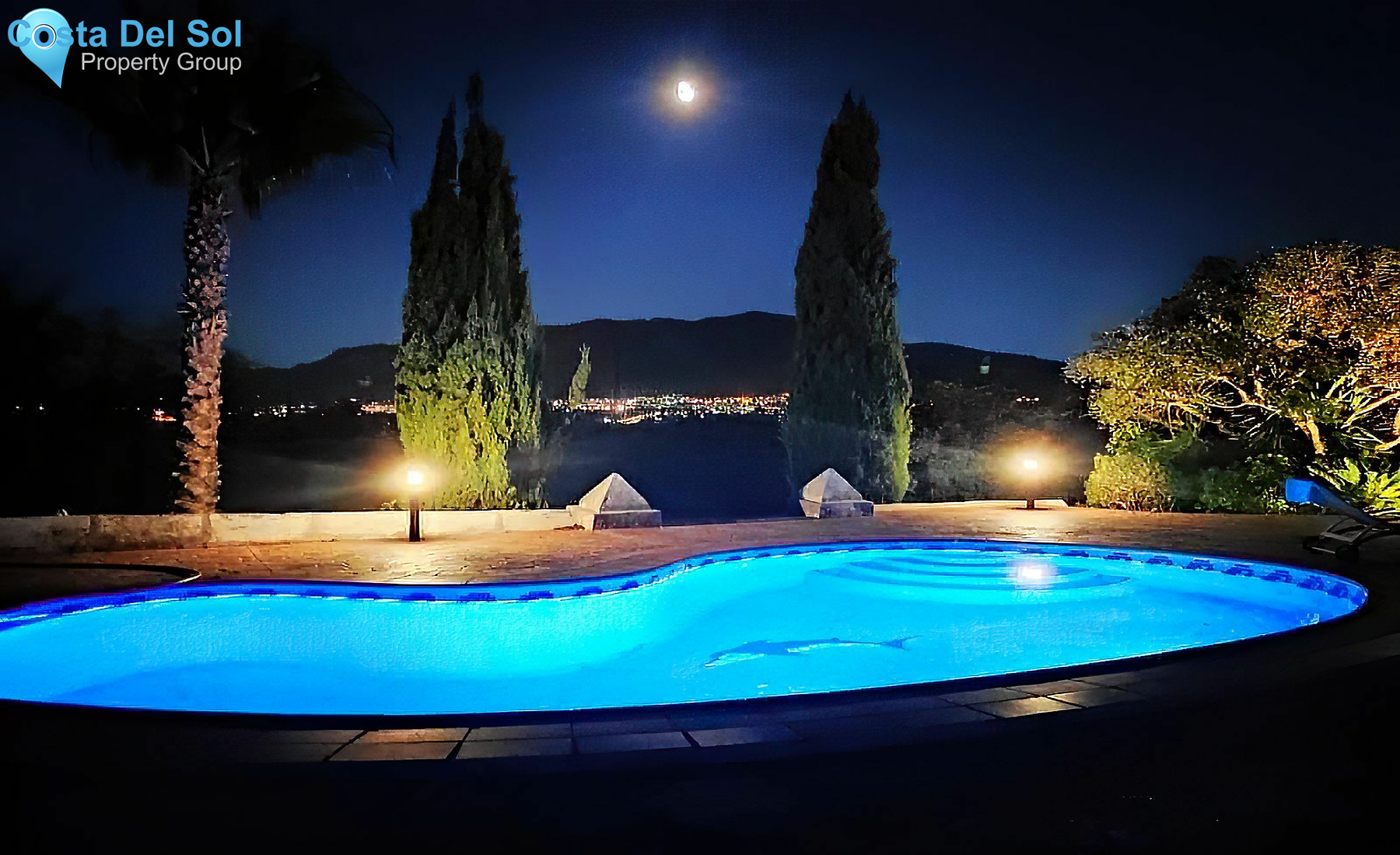 Finca - Cortijo in Coín