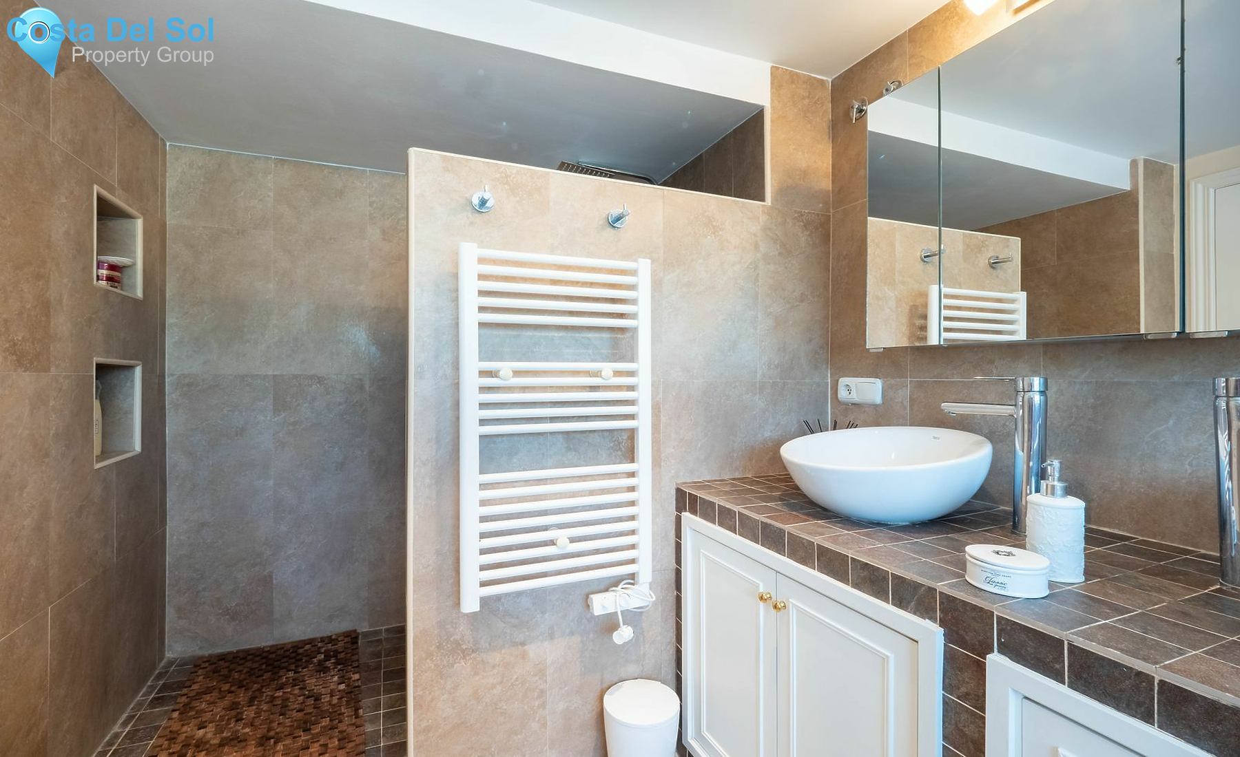 Finca - Cortijo in Coín-1514907