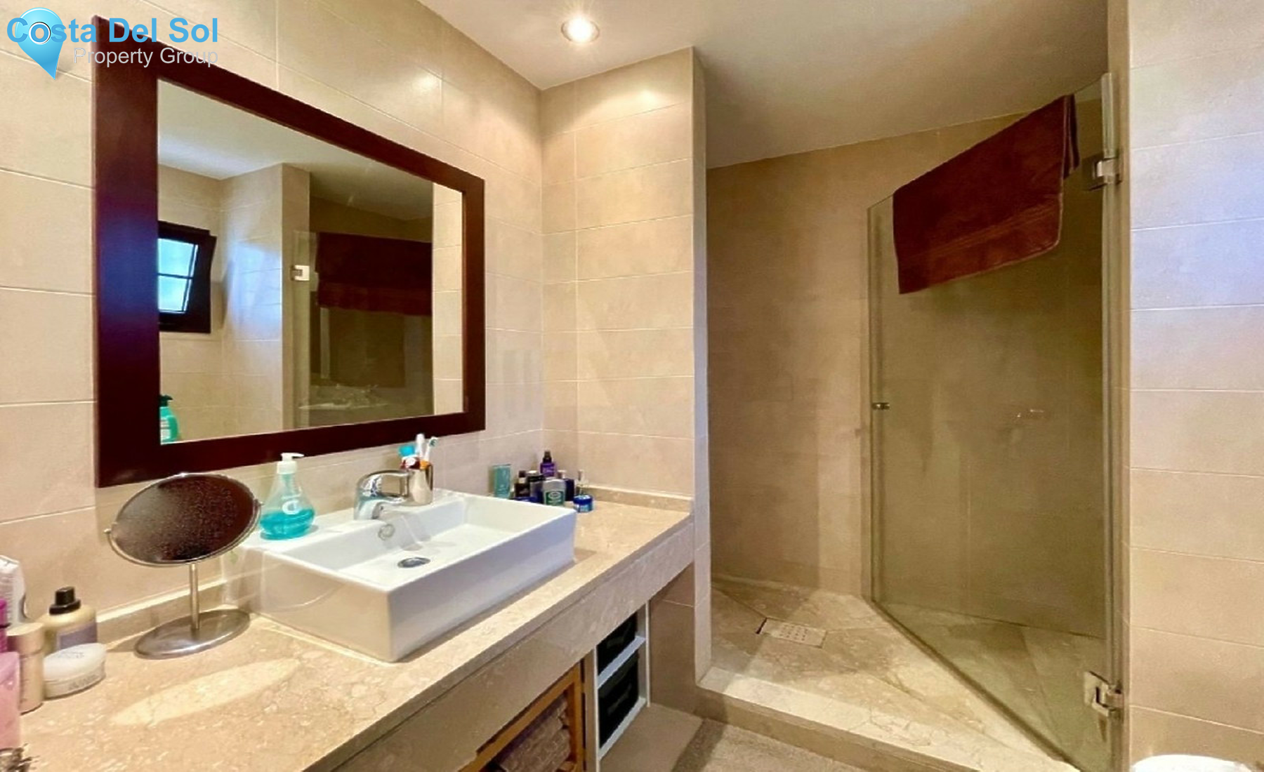 Ground Floor Apartment in Altos de los Monteros-1243121