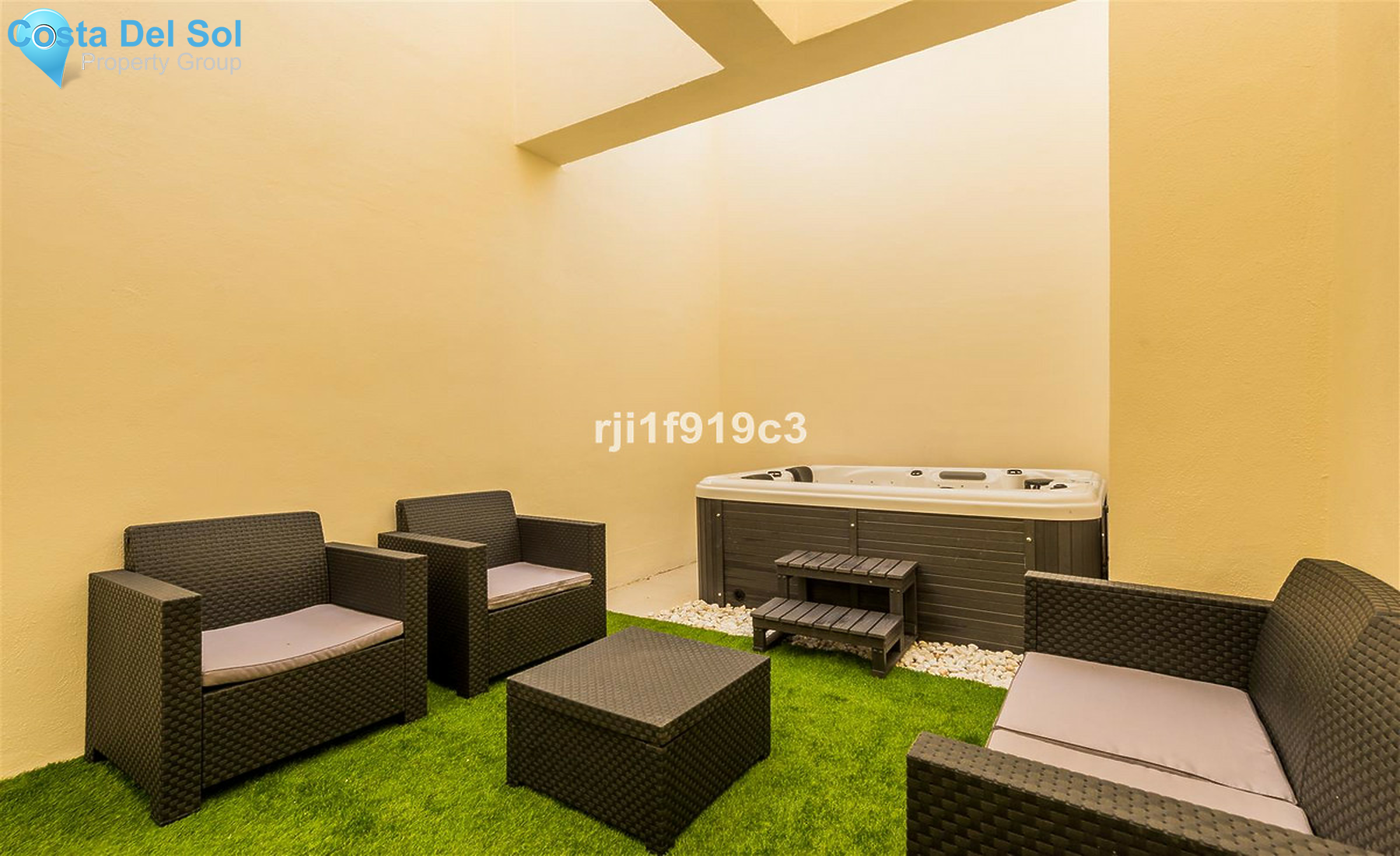 Ground Floor Apartment in Altos de los Monteros-1324513