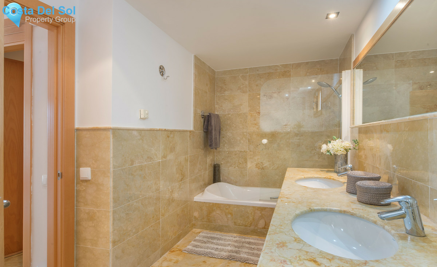 Ground Floor Apartment in Altos de los Monteros-1476980