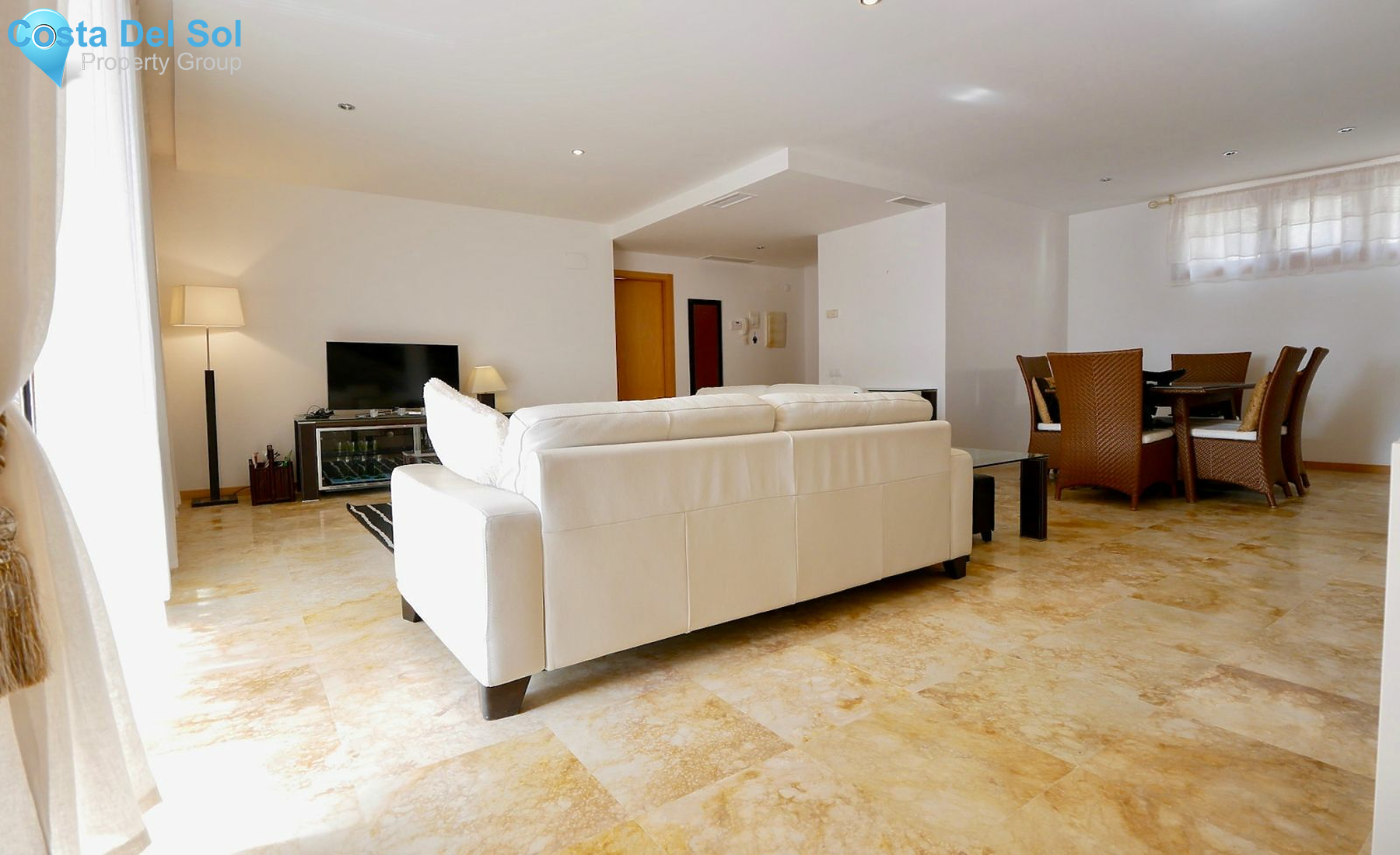 Ground Floor Apartment in Altos de los Monteros-1215069