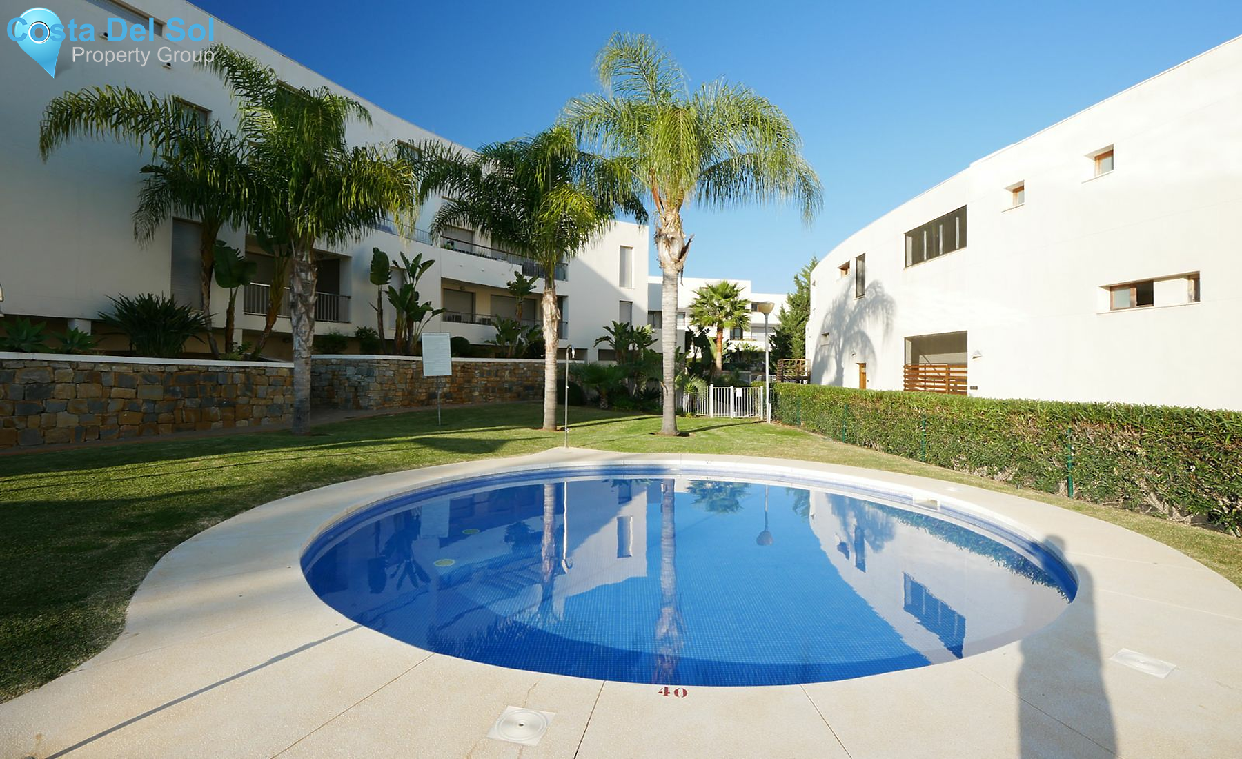 Ground Floor Apartment in Altos de los Monteros-1215074