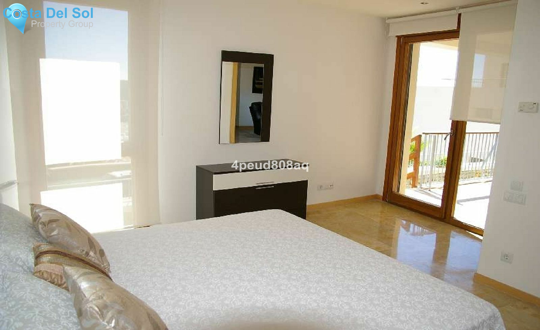 Ground Floor Apartment in Altos de los Monteros-1227715