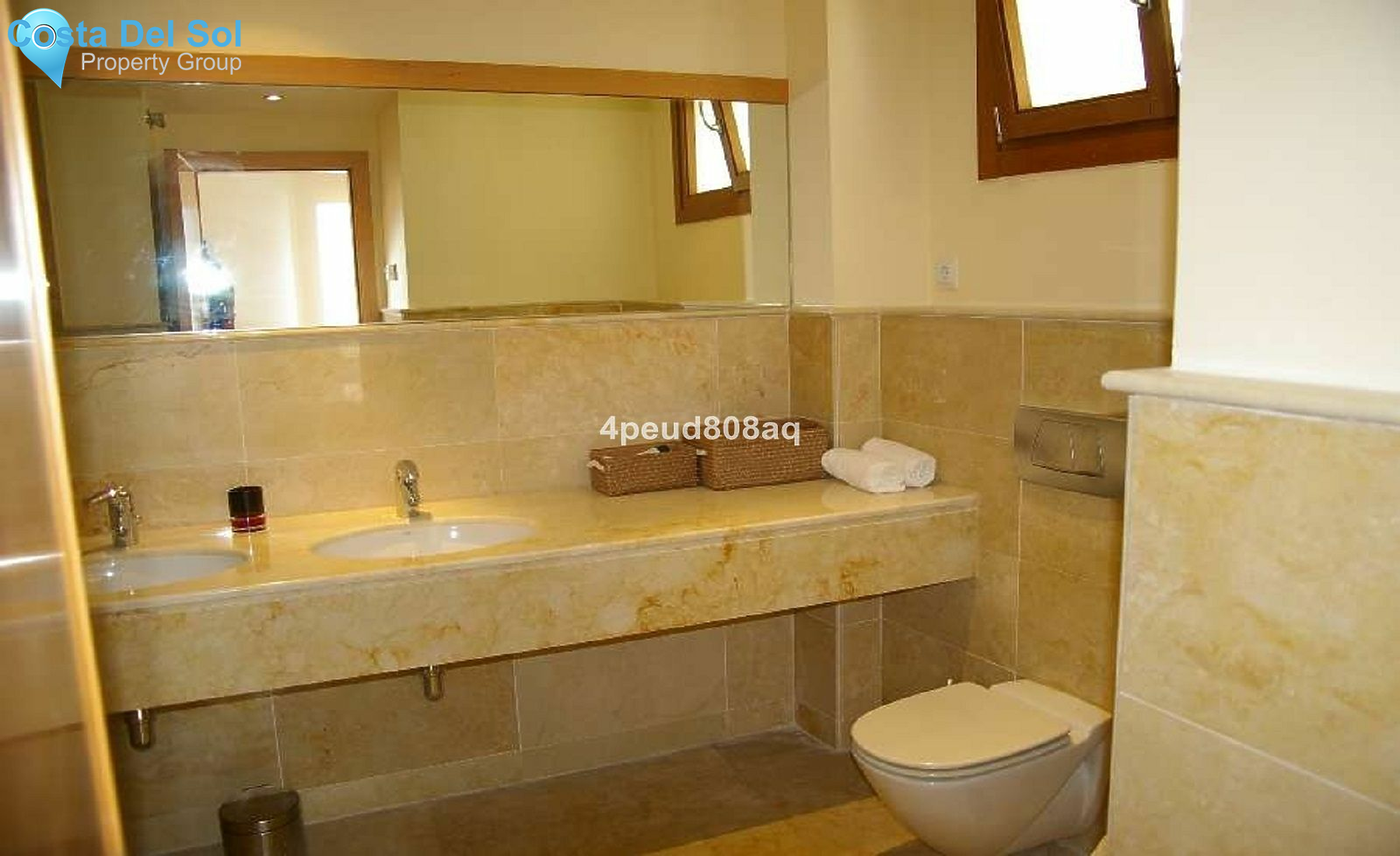 Ground Floor Apartment in Altos de los Monteros-1227717