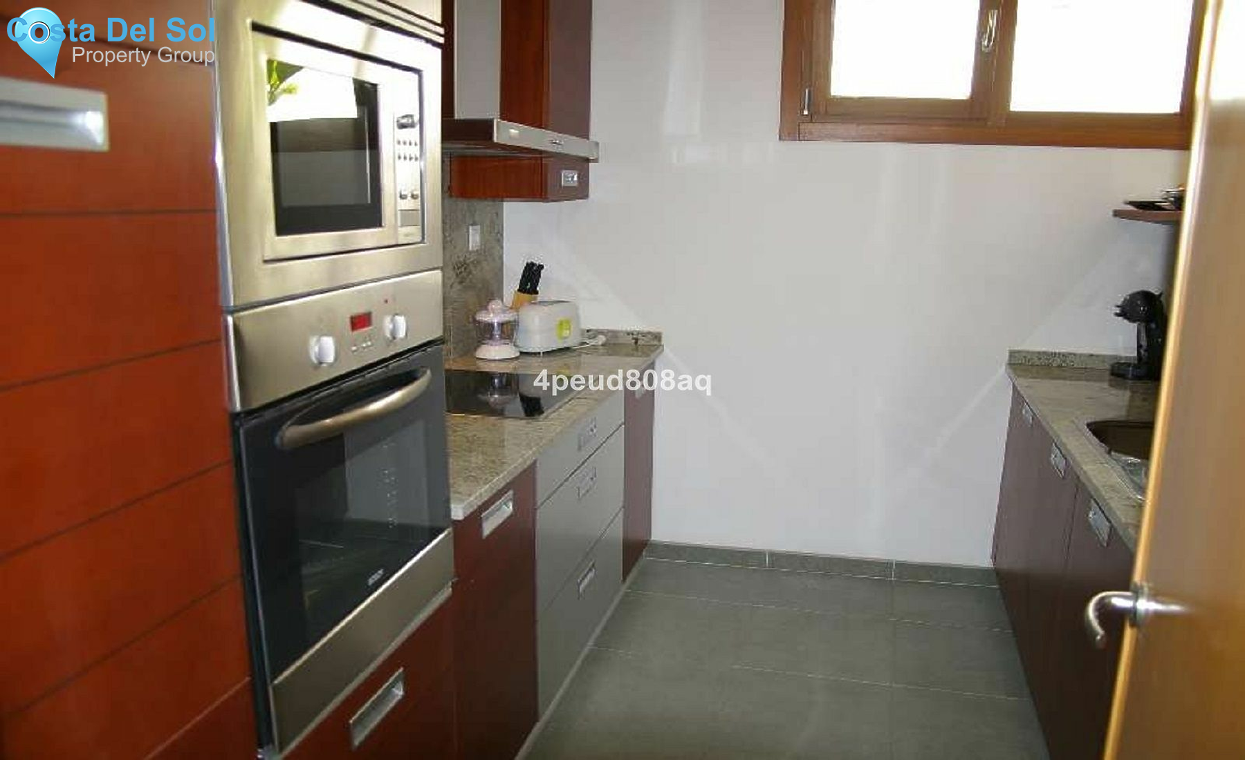 Ground Floor Apartment in Altos de los Monteros-1227710