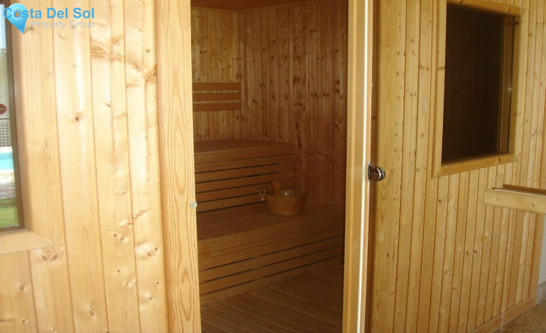 Ground Floor Apartment in Altos de los Monteros-1233407