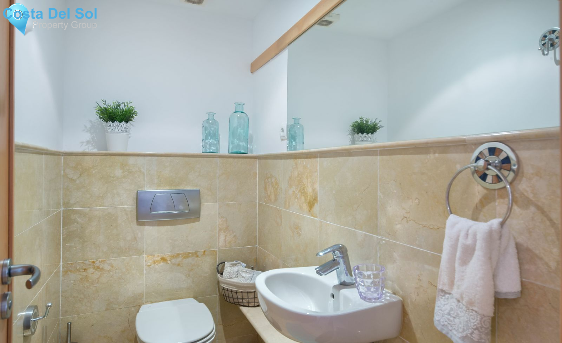 Ground Floor Apartment in Altos de los Monteros-1482667