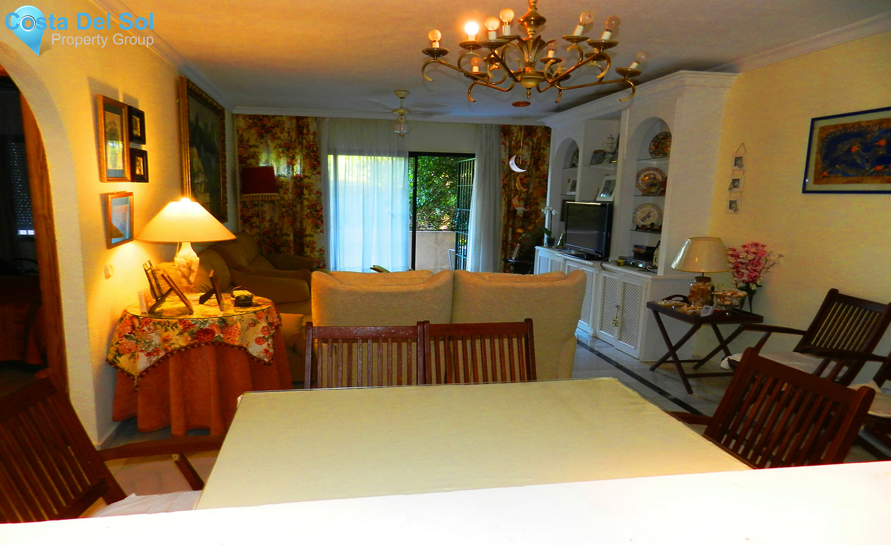 Ground Floor Apartment in Bel Air-1288749