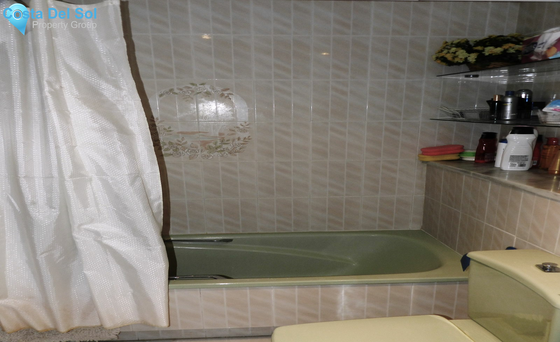 Ground Floor Apartment in Bel Air-1420535