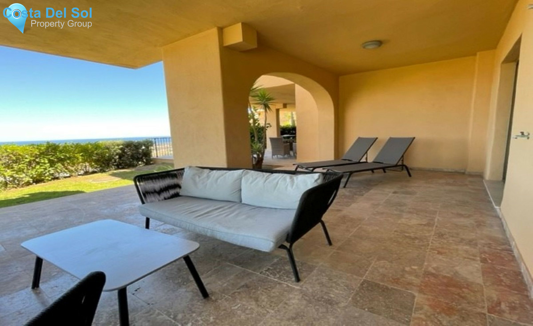 Ground Floor Apartment in Benahavís-1241852