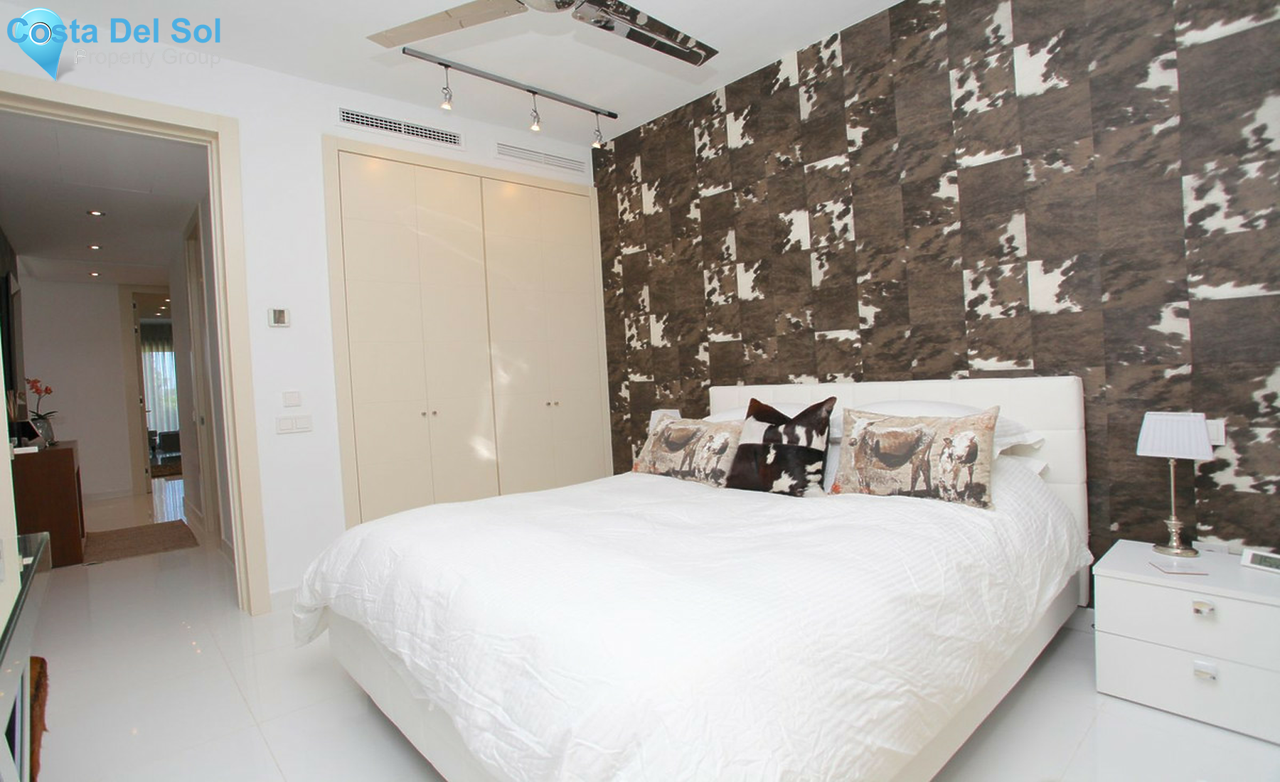 Ground Floor Apartment in Benahavís-1243735
