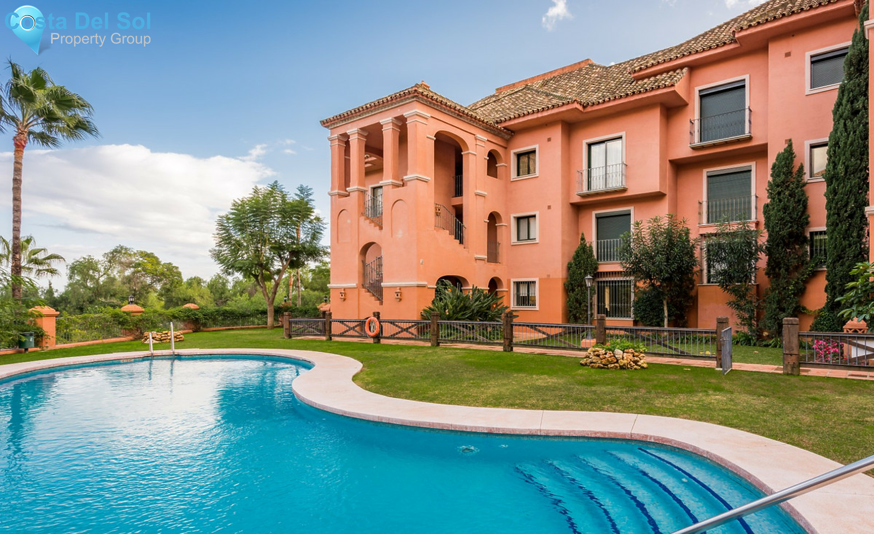 Ground Floor Apartment in Benahavís-1250807