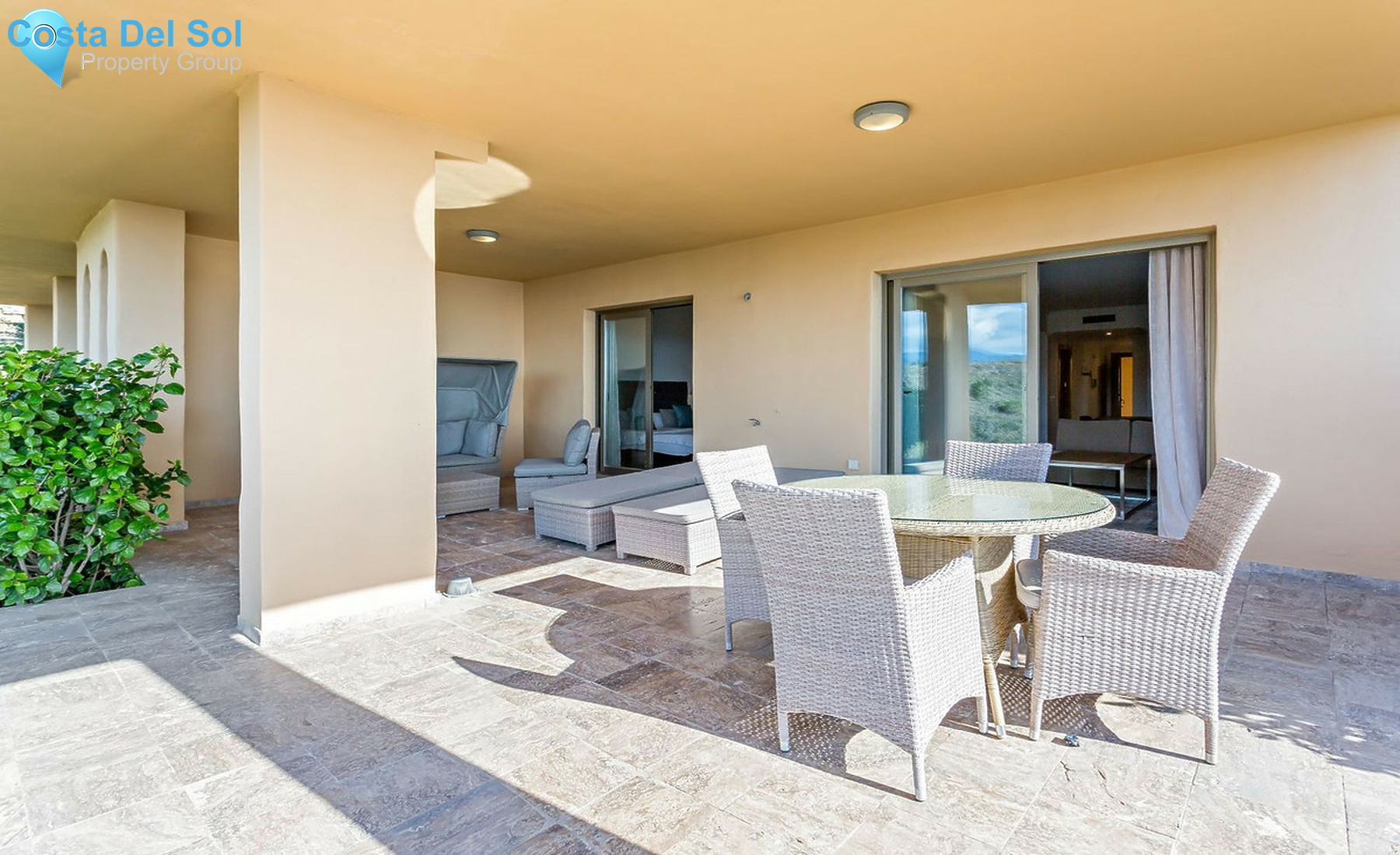 Ground Floor Apartment in Benahavís-1280502