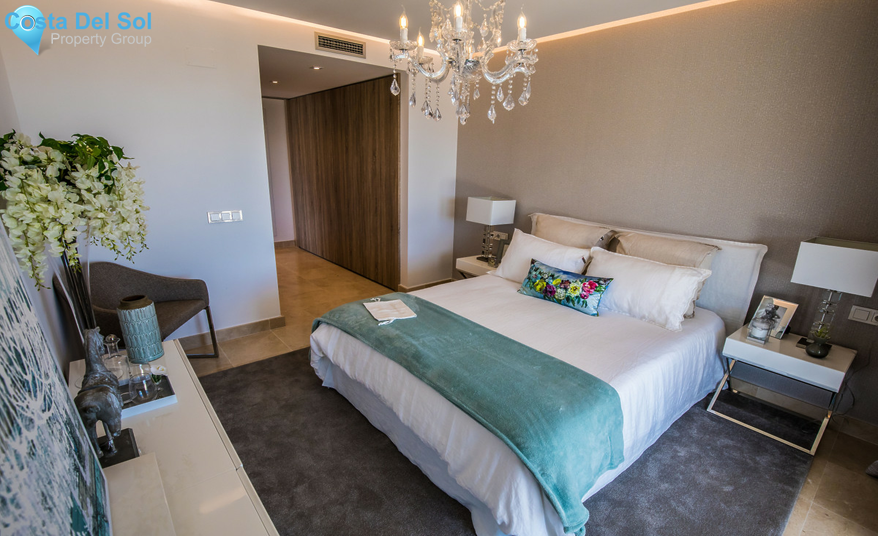 Ground Floor Apartment in Benahavís-1289012