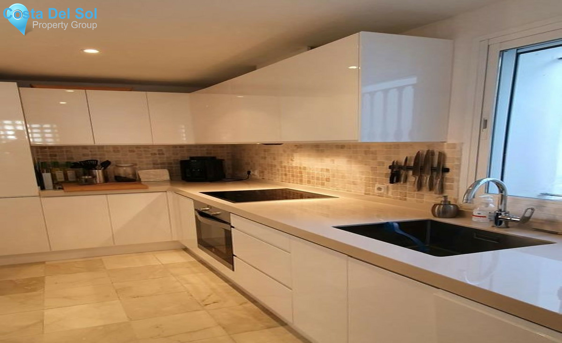Ground Floor Apartment in Benahavís-1339840