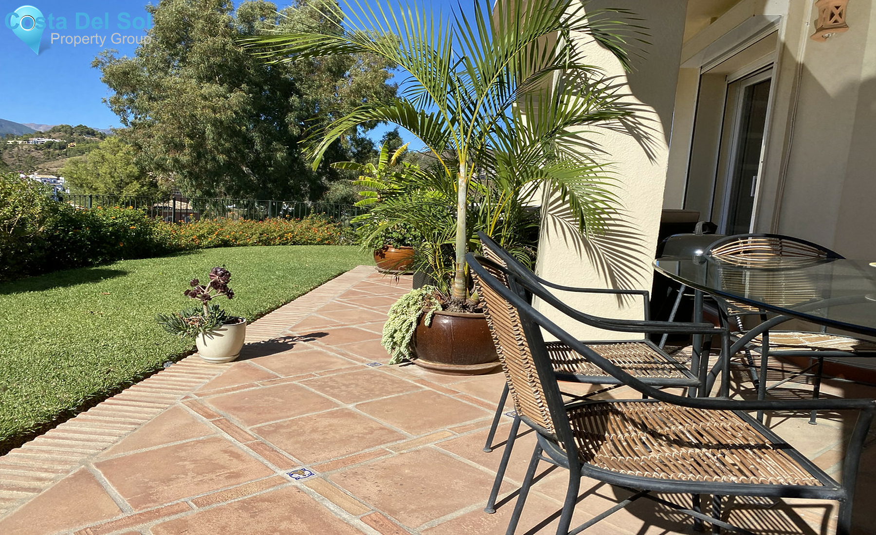 Ground Floor Apartment in Benahavís-1451932