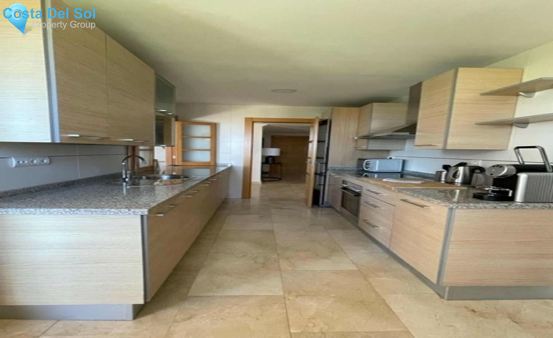 Ground Floor Apartment in Benahavís-1476703