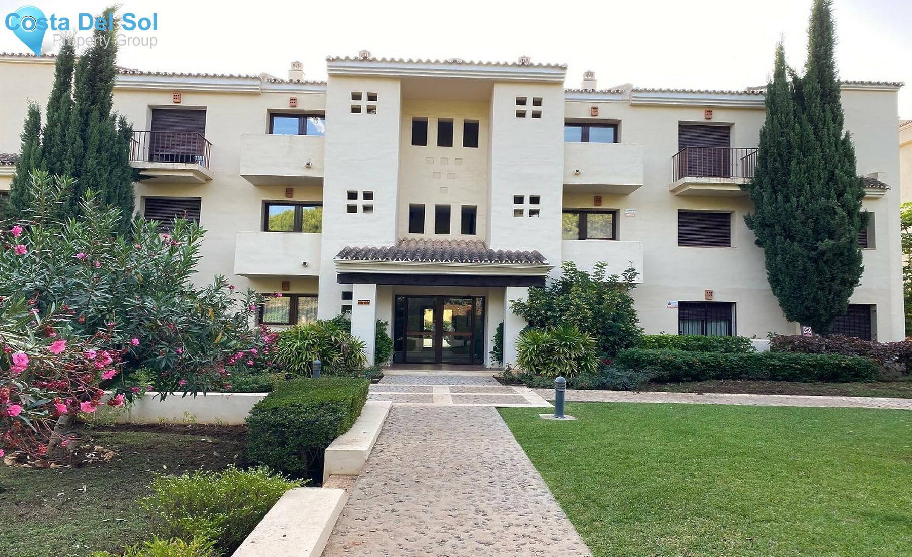 Ground Floor Apartment in Benahavís-1504825
