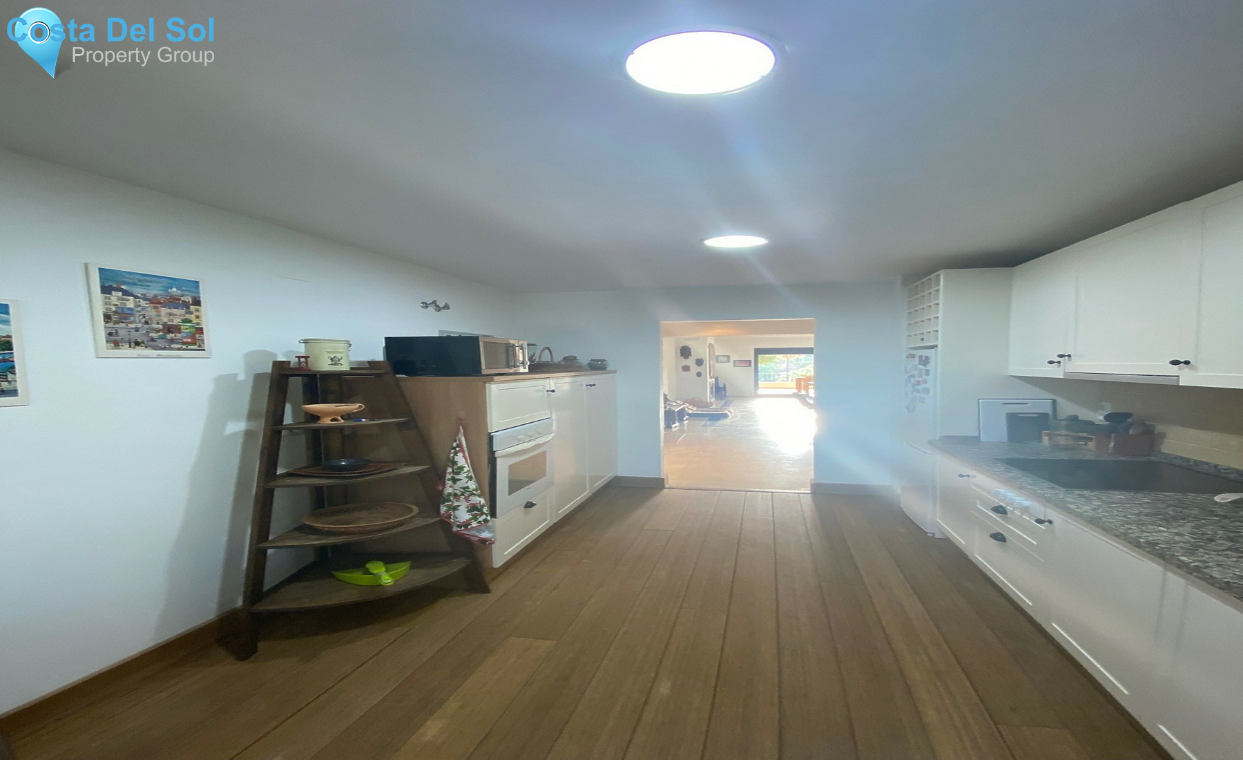 Ground Floor Apartment in Benahavís-1504838