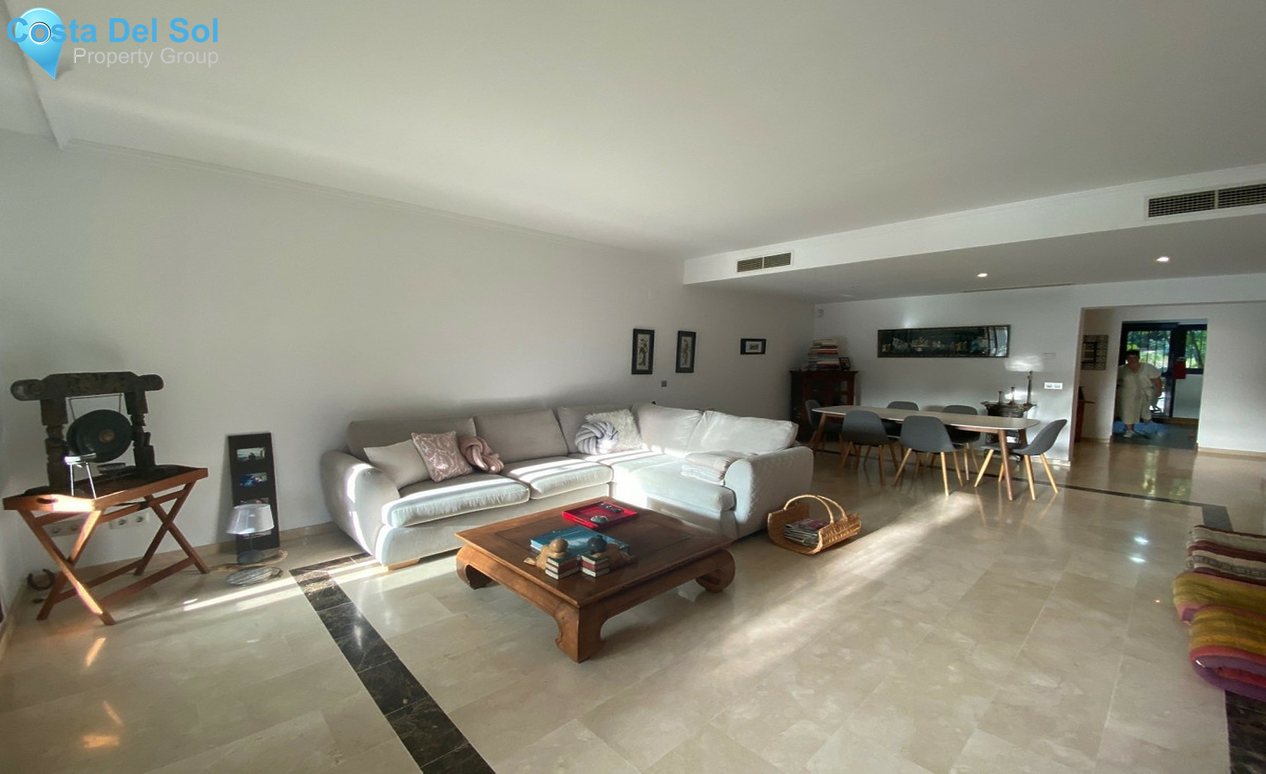 Ground Floor Apartment in Benahavís-1504826
