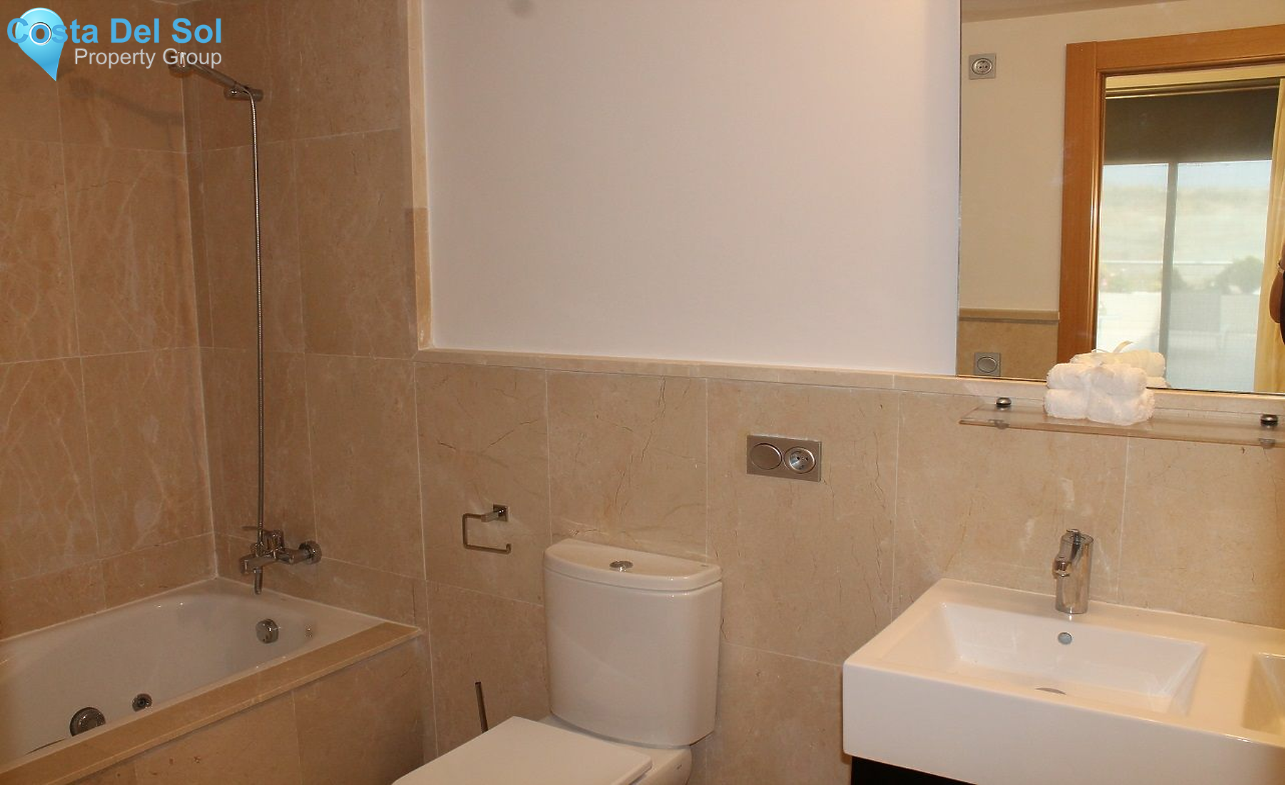 Ground Floor Apartment in Benahavís-1127268