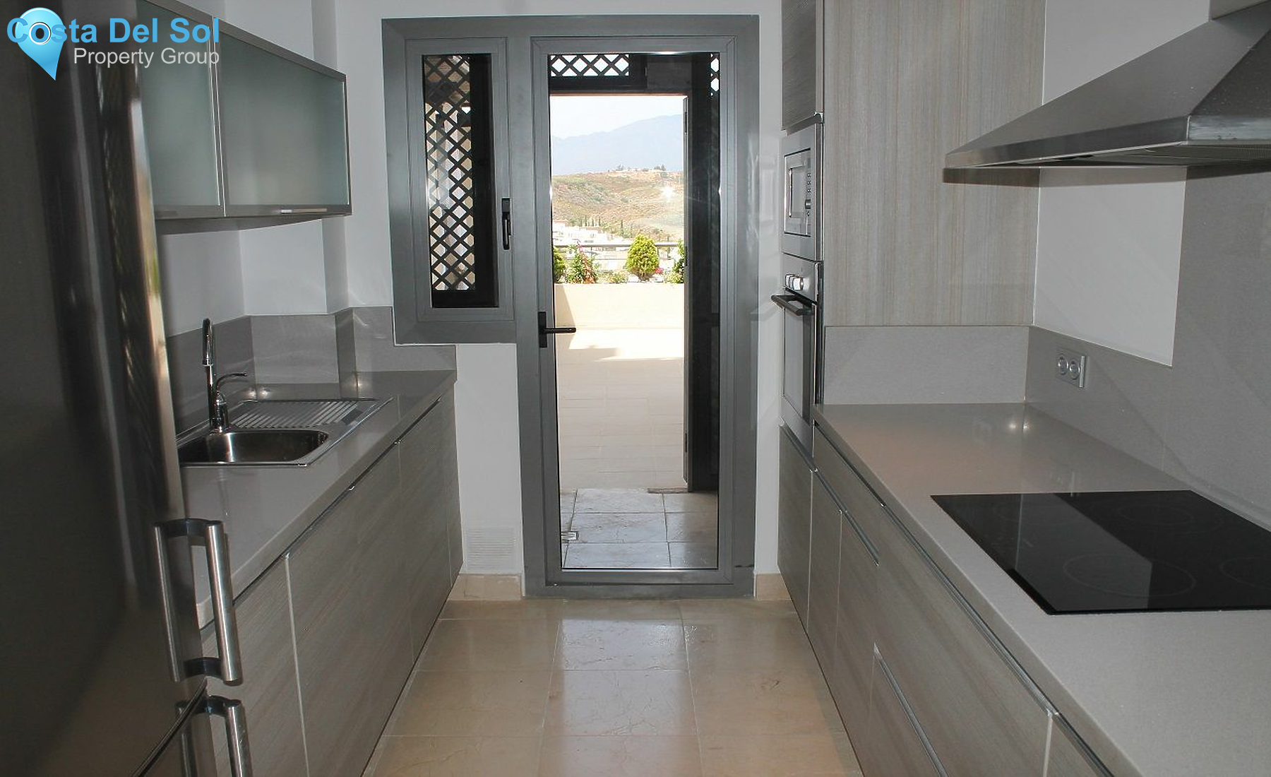Ground Floor Apartment in Benahavís-1127257