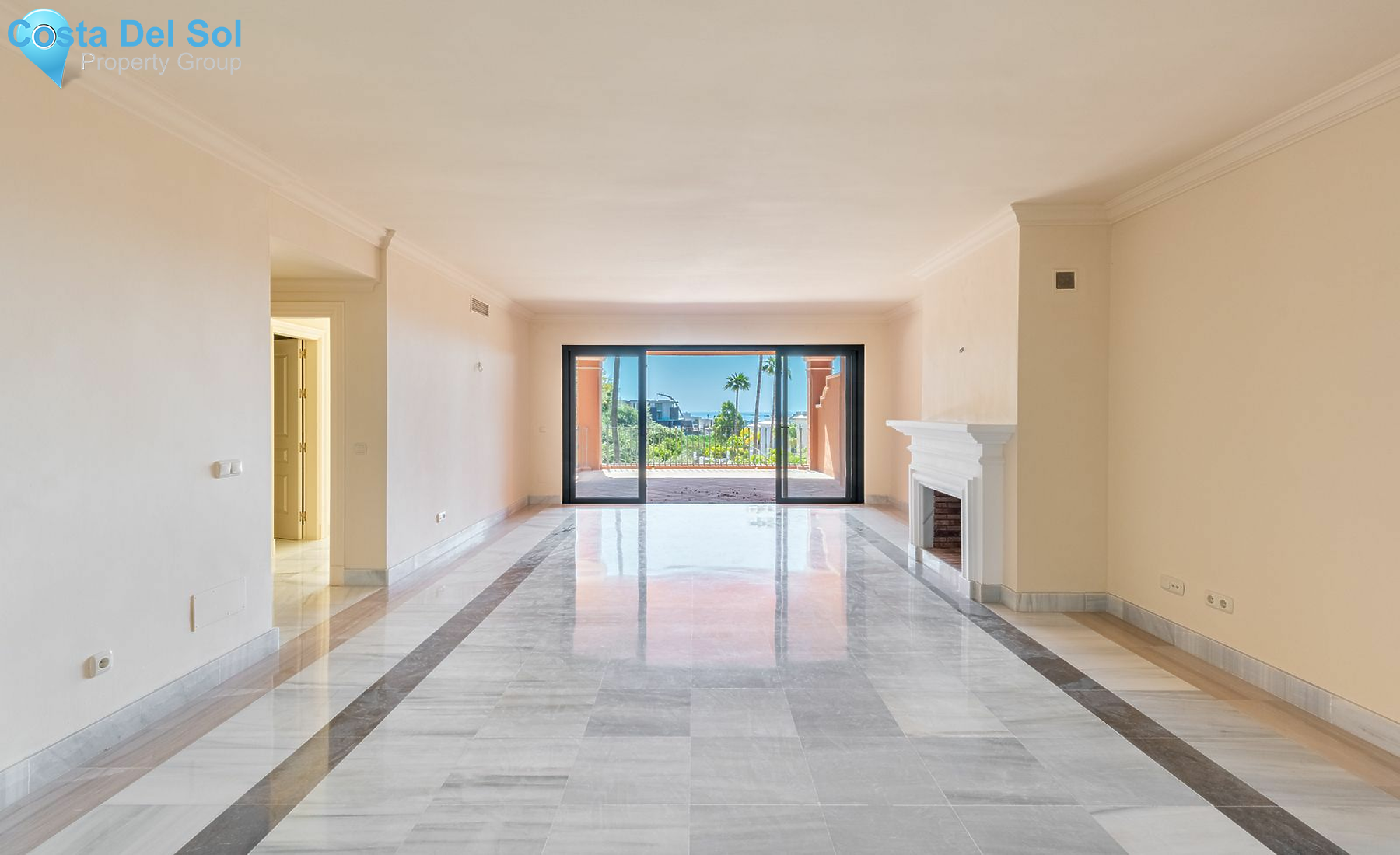 Ground Floor Apartment in Benahavís-1147615