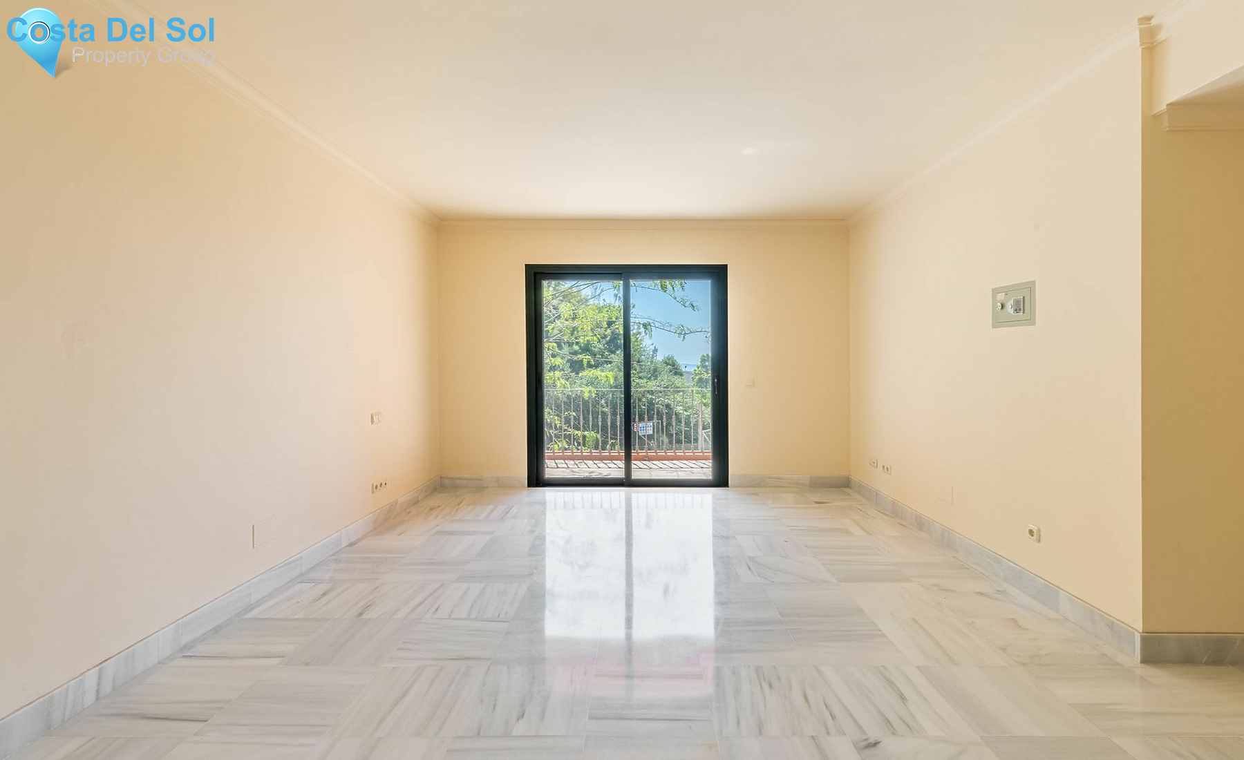 Ground Floor Apartment in Benahavís-1147621