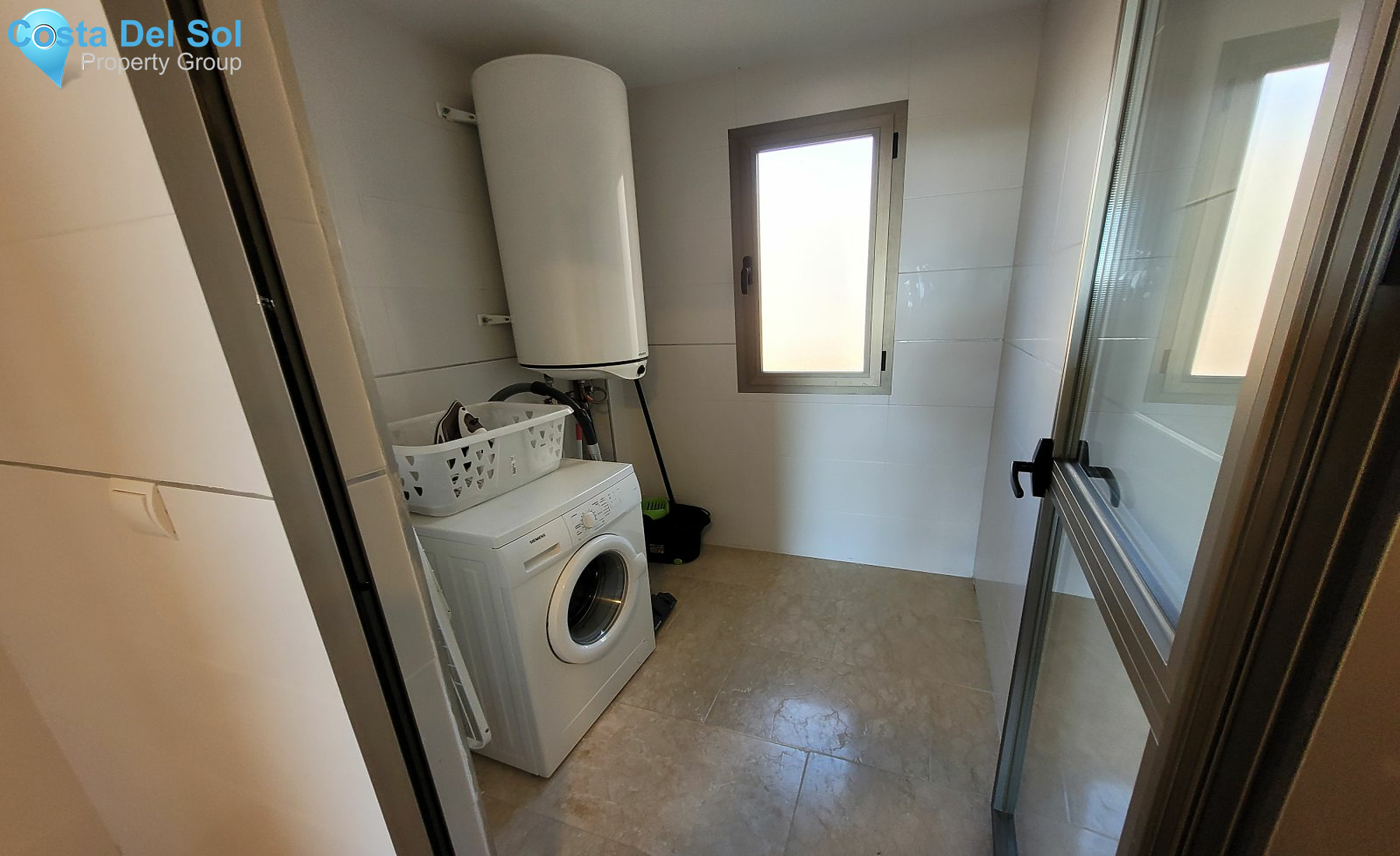 Ground Floor Apartment in Benahavís-1206738