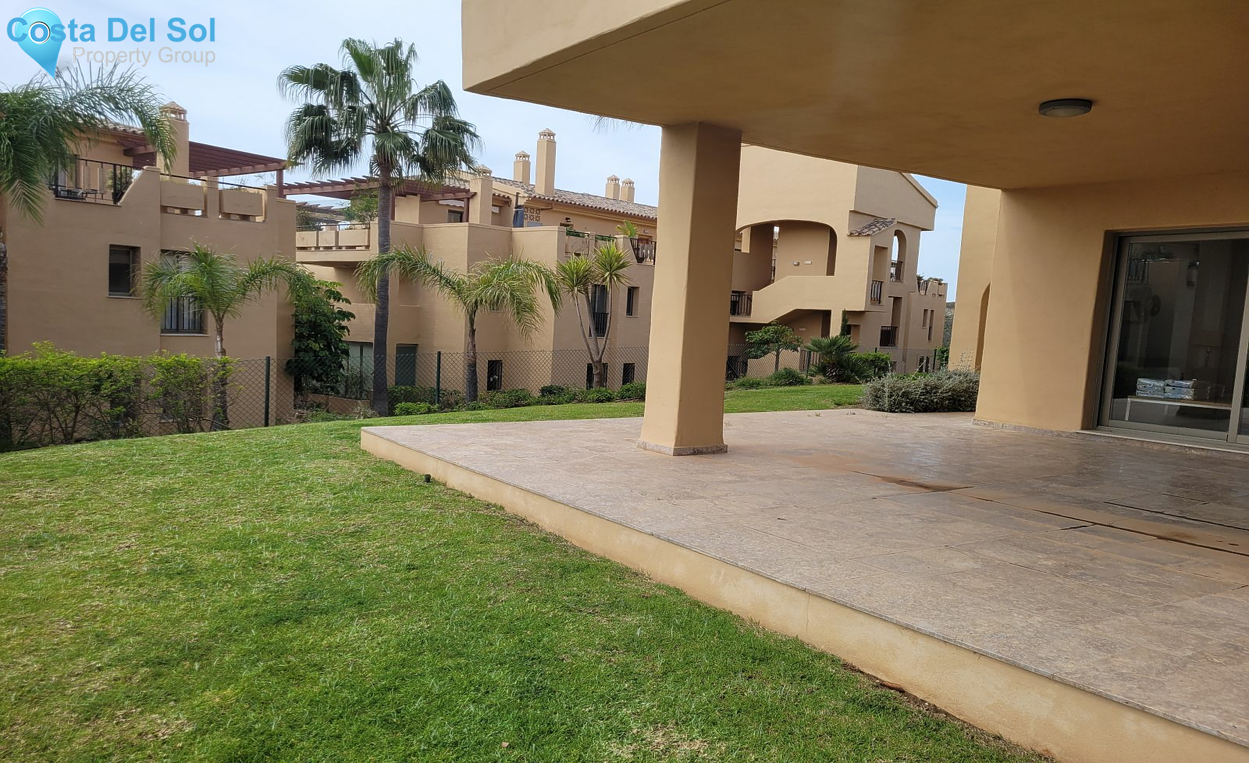 Ground Floor Apartment in Benahavís-1206726