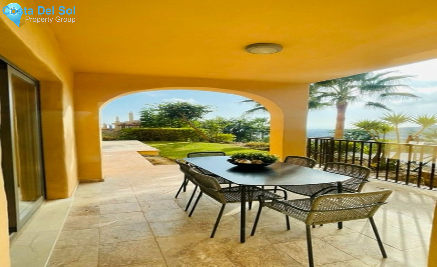 Ground Floor Apartment in Benahavís-1481888