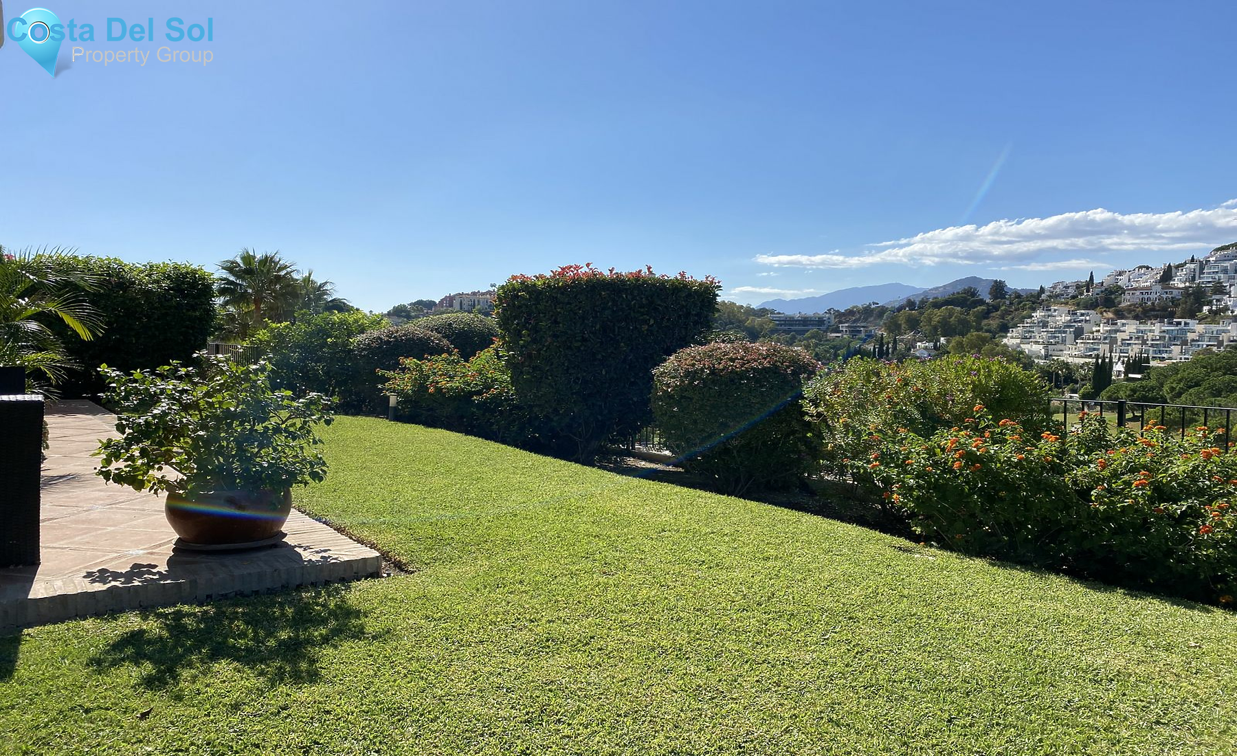 Ground Floor Apartment in Benahavís-1486045