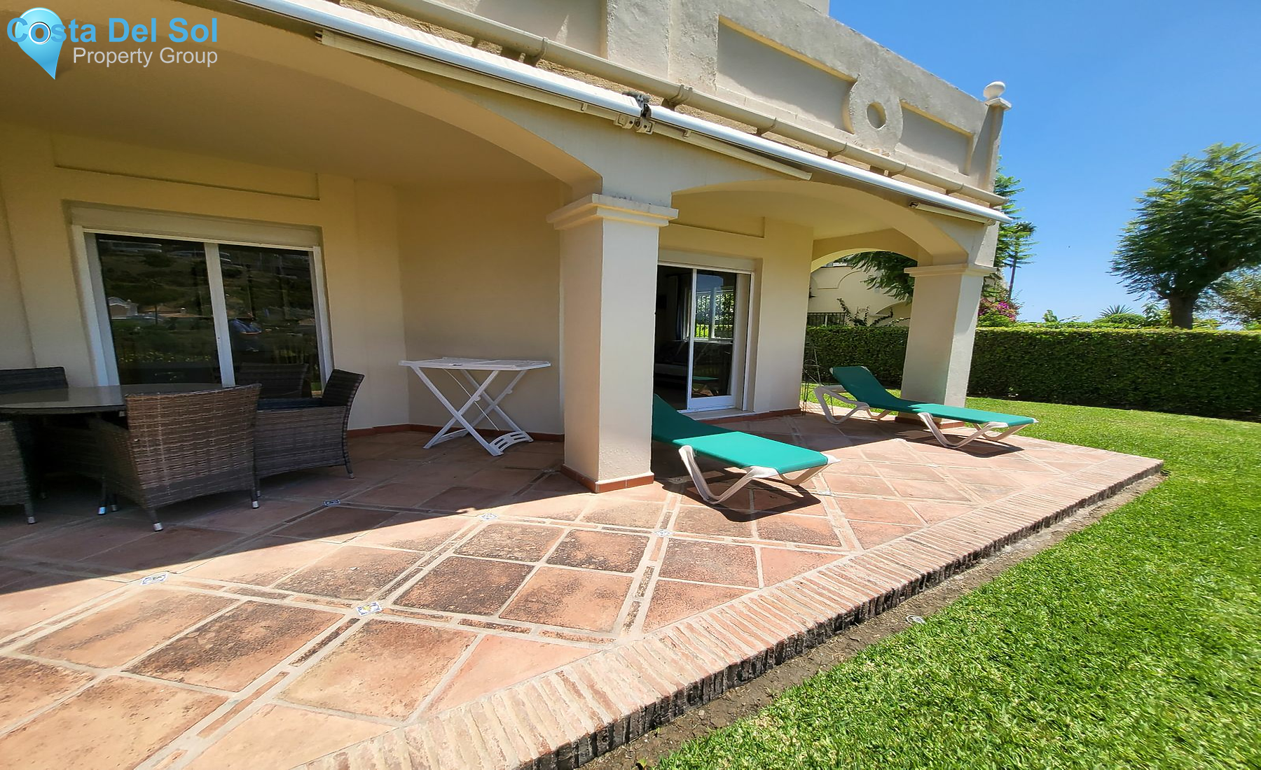 Ground Floor Apartment in Benahavís-1486110