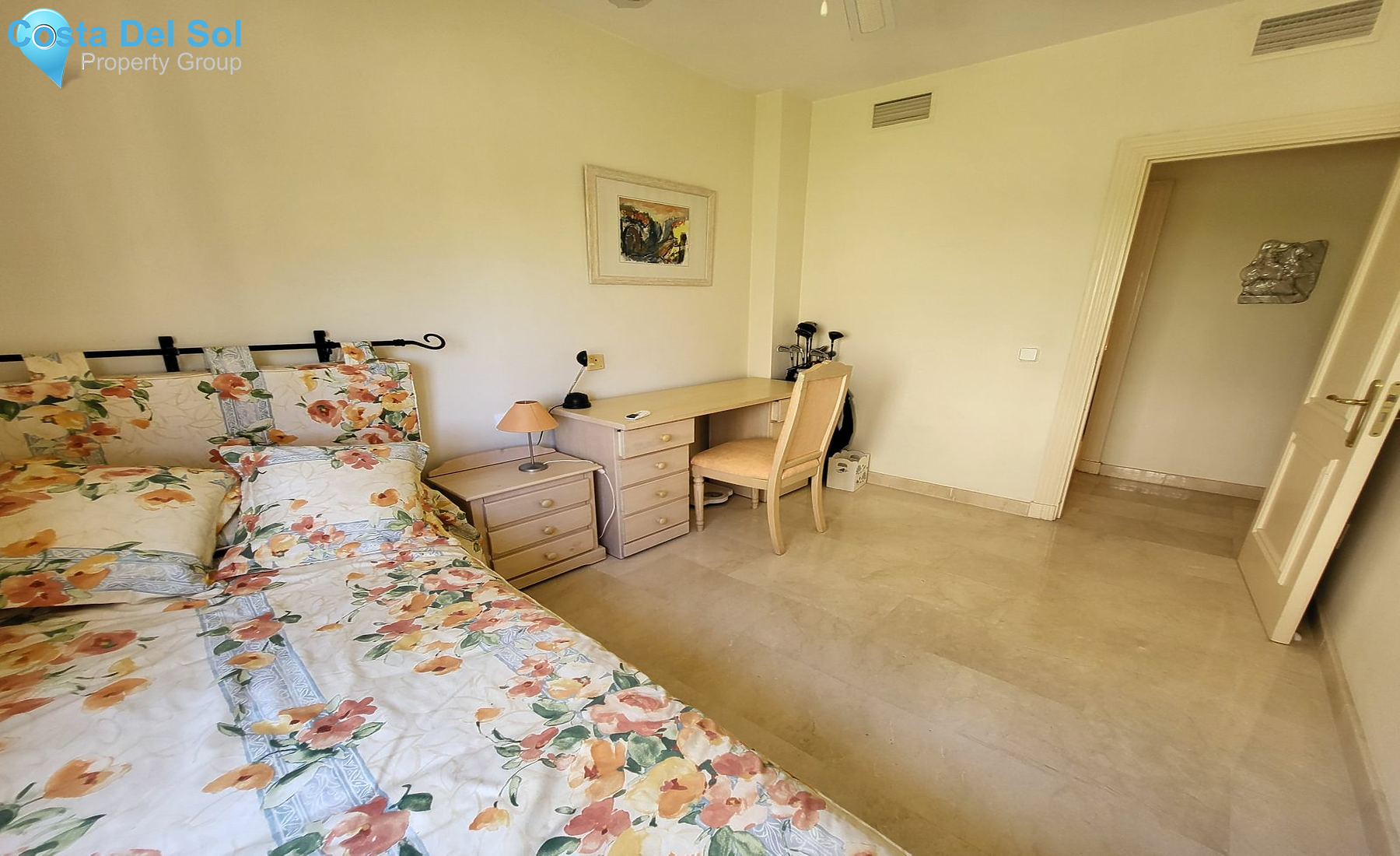 Ground Floor Apartment in Benahavís-1486122