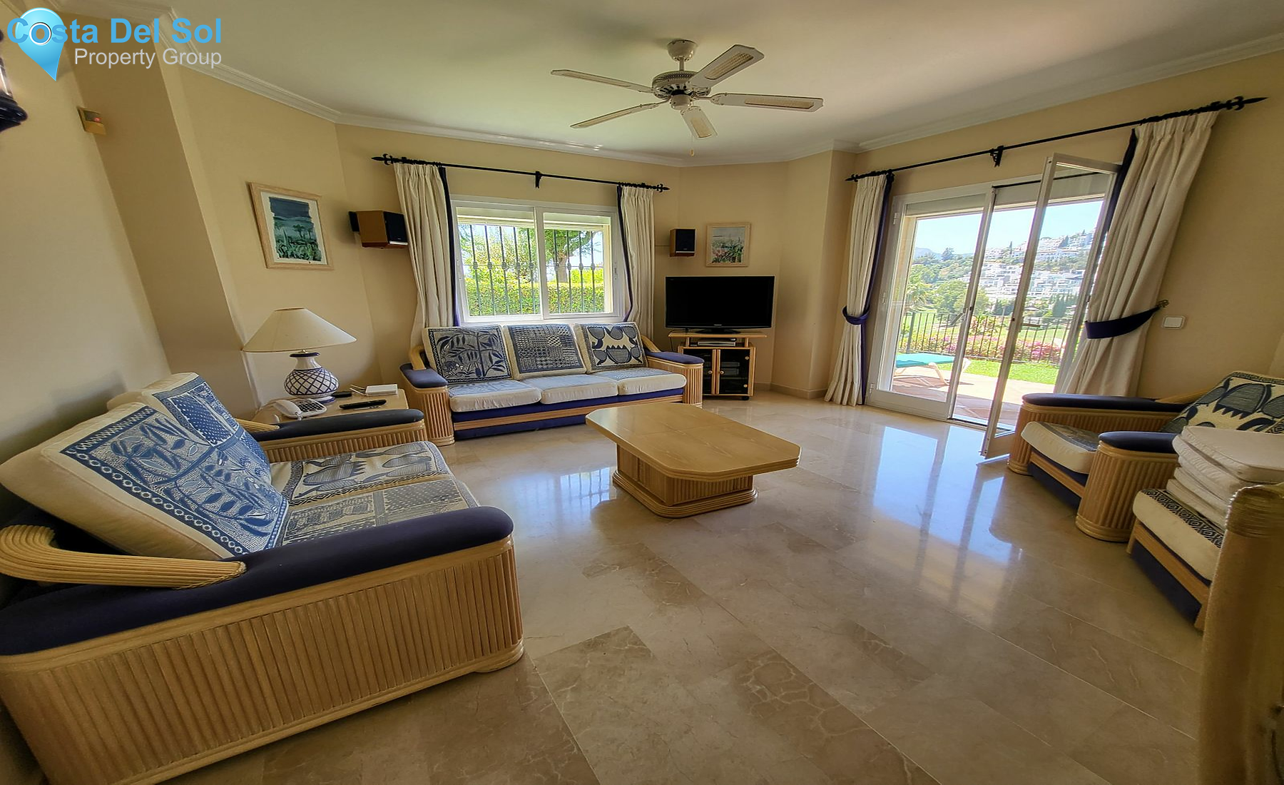 Ground Floor Apartment in Benahavís-1486115