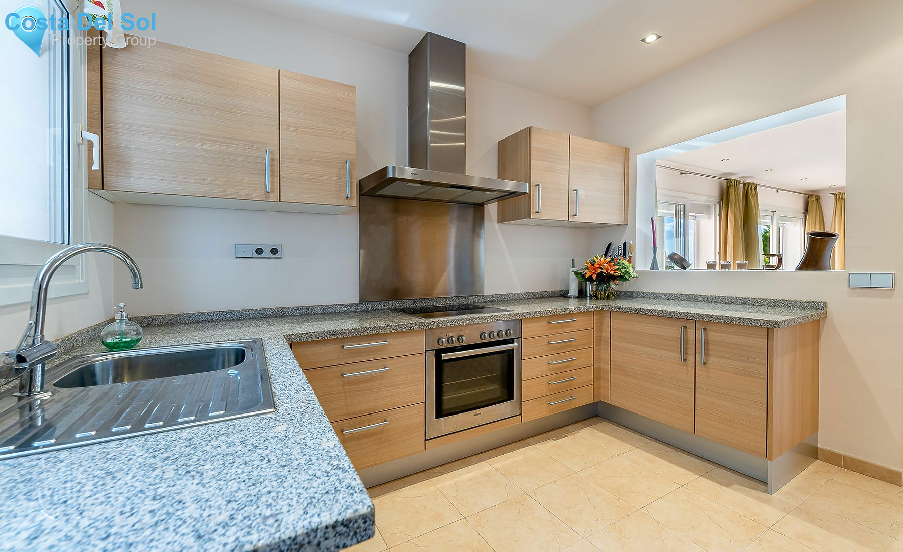Ground Floor Apartment in Benahavís-1516025