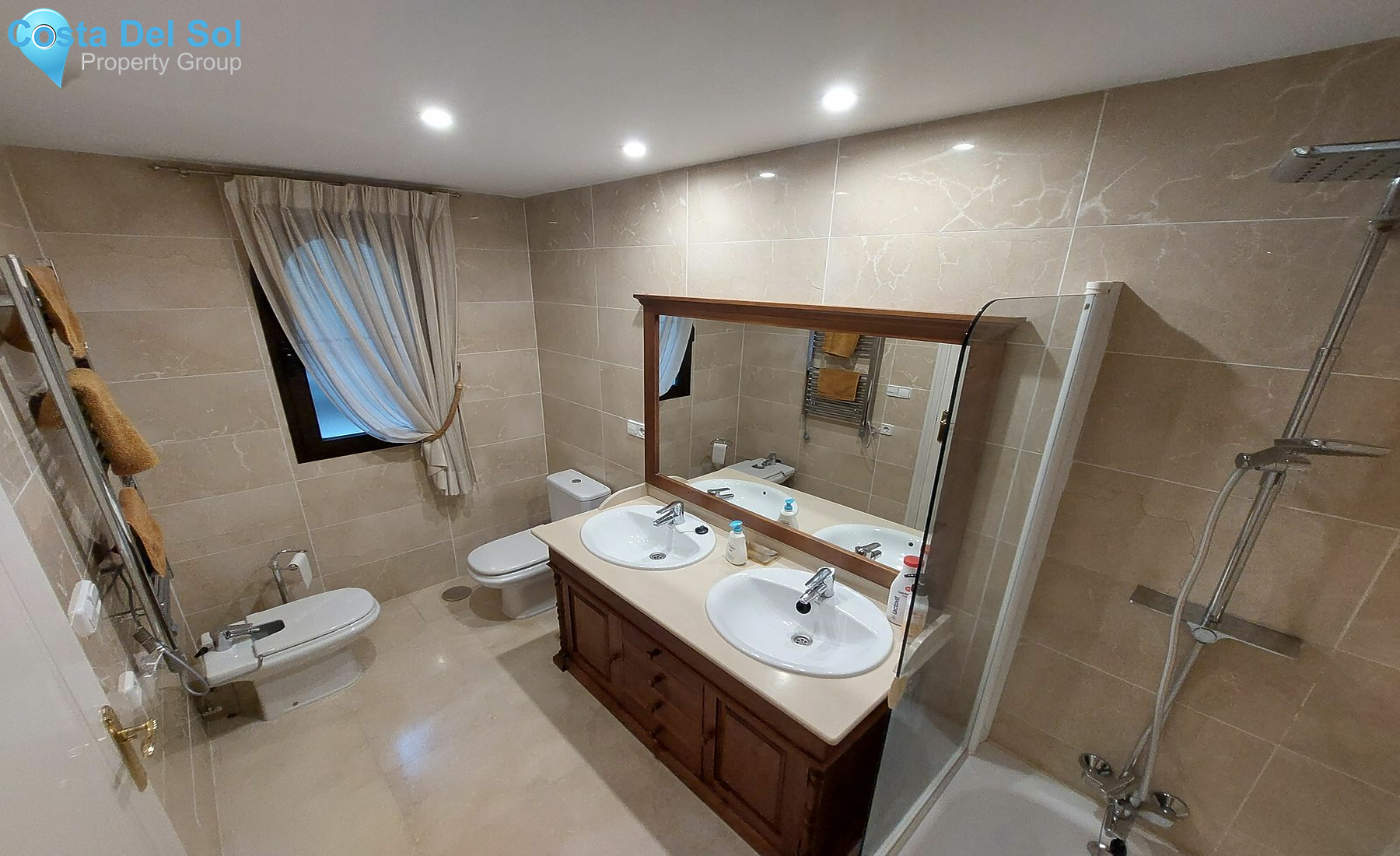 Ground Floor Apartment in Benahavís-1550518