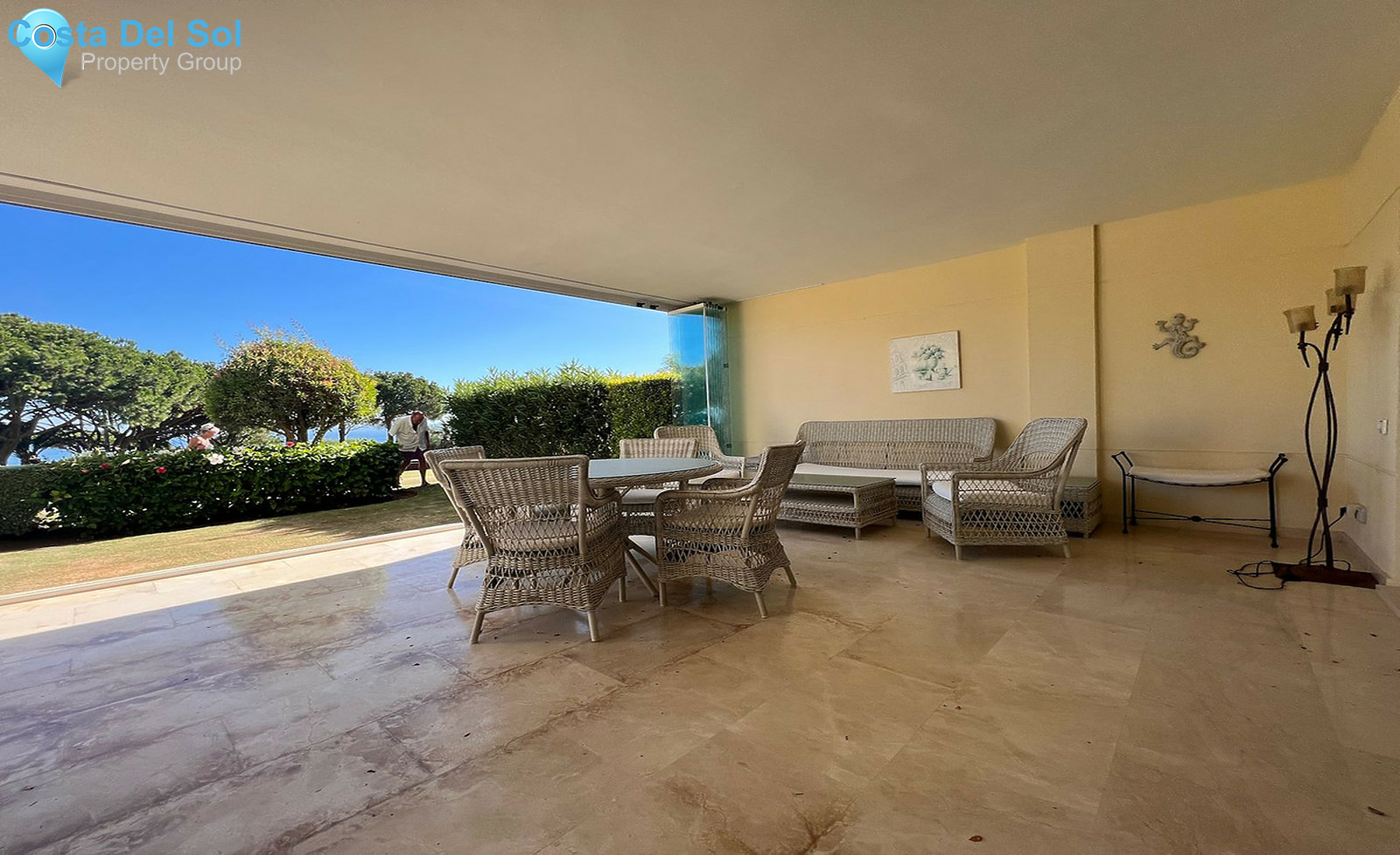 Ground Floor Apartment in Cabopino-1560936