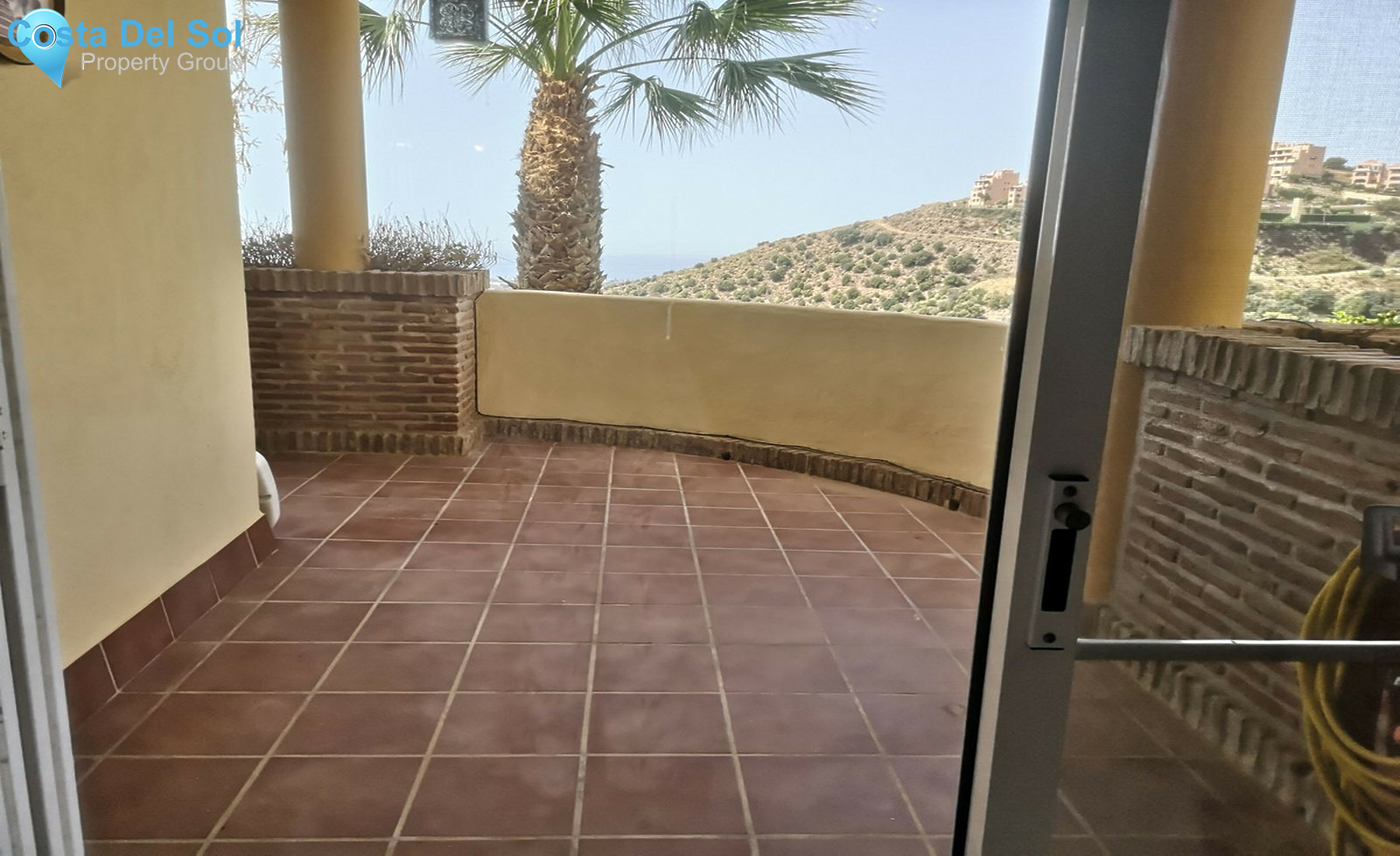 Ground Floor Apartment in Calahonda-1409360