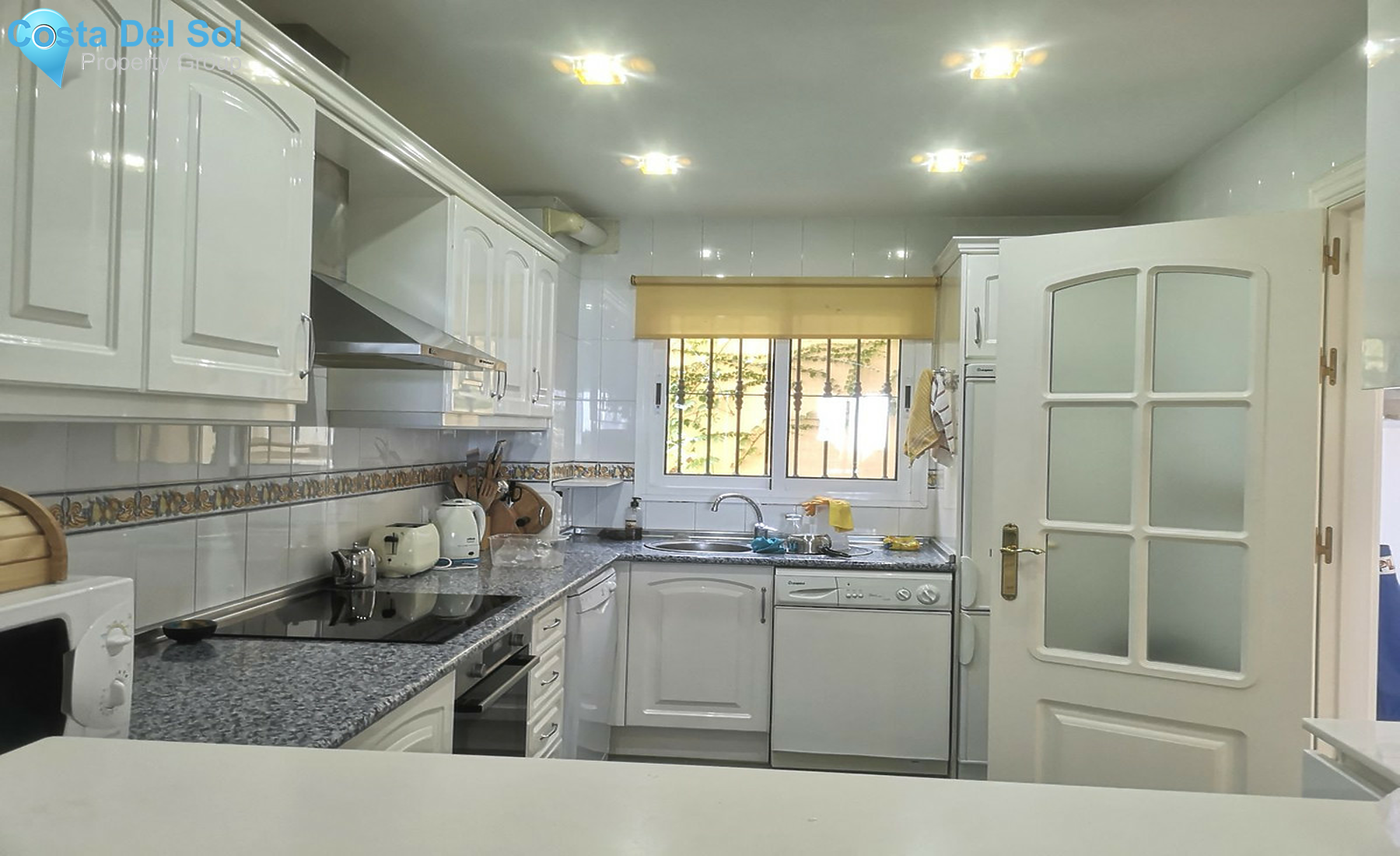 Ground Floor Apartment in Calahonda-1409363