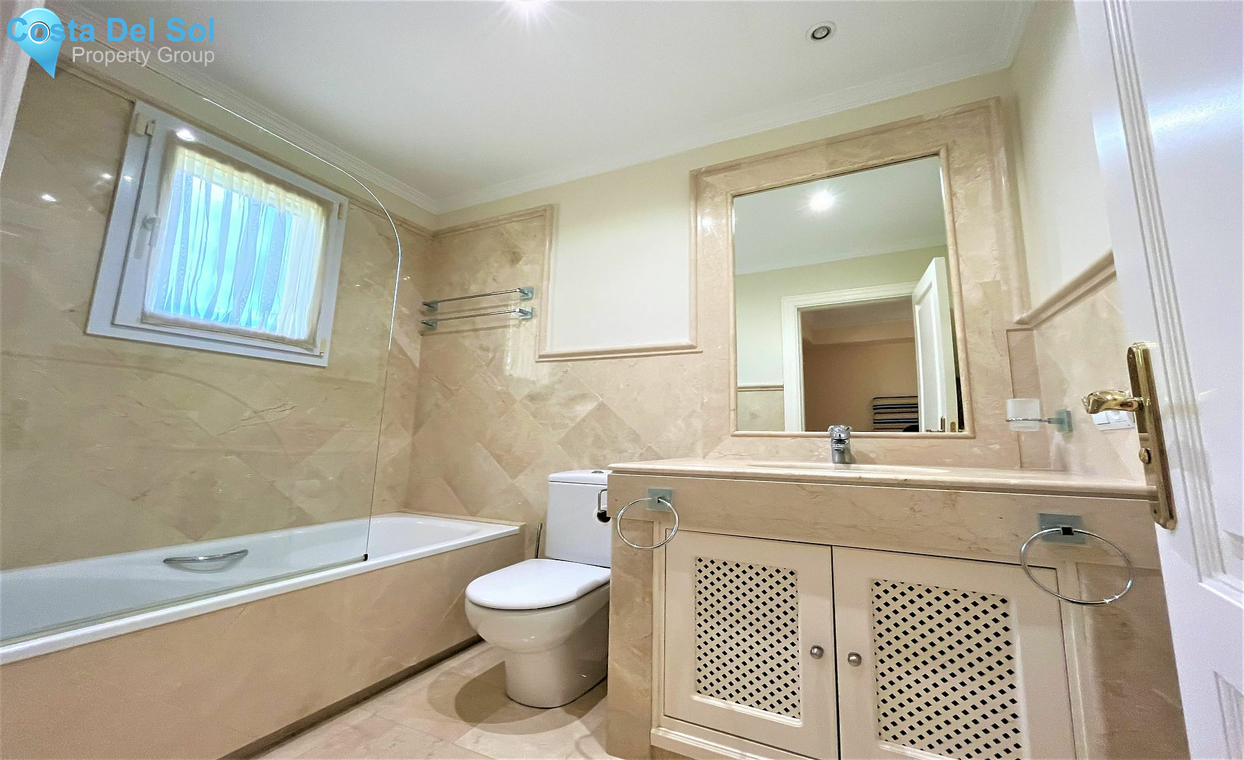 Ground Floor Apartment in Casares Playa-1129971