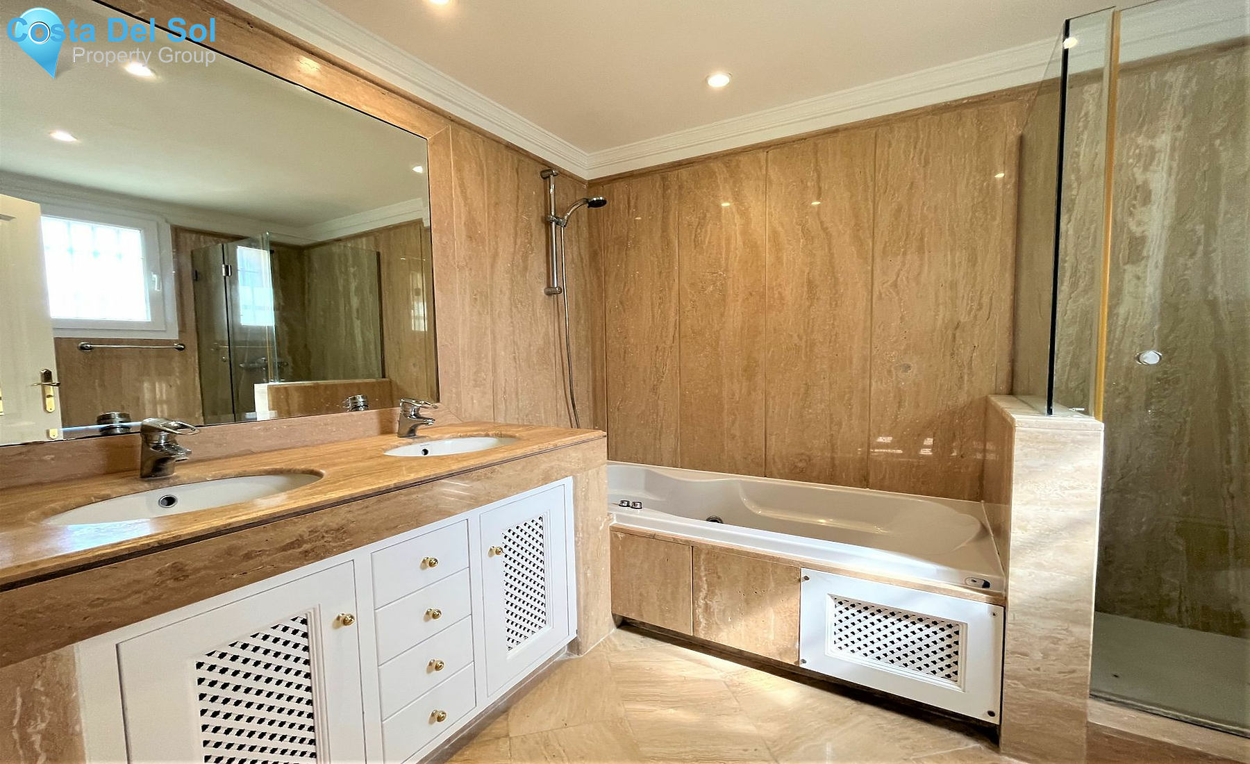Ground Floor Apartment in Casares Playa-1532015