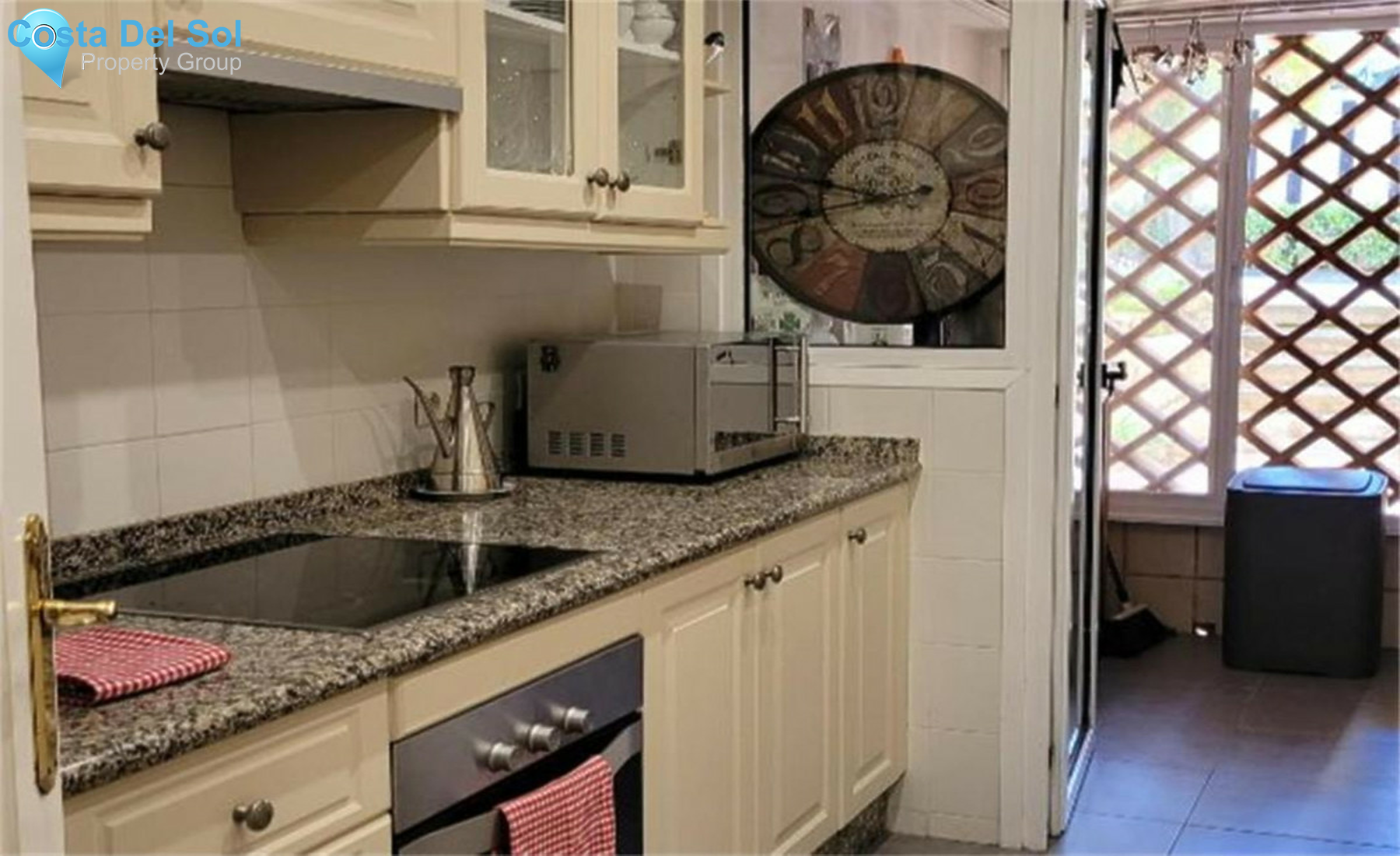 Ground Floor Apartment in Diana Park-1298190