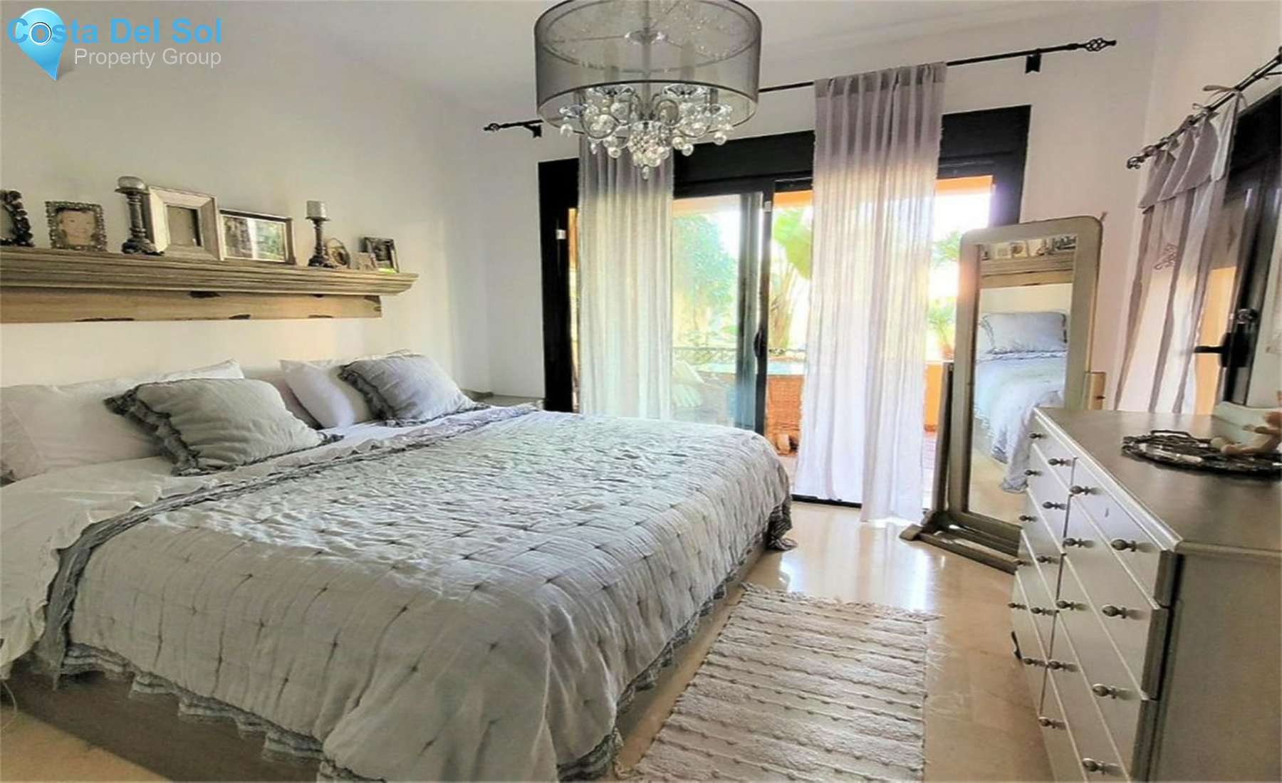 Ground Floor Apartment in Diana Park-1298193