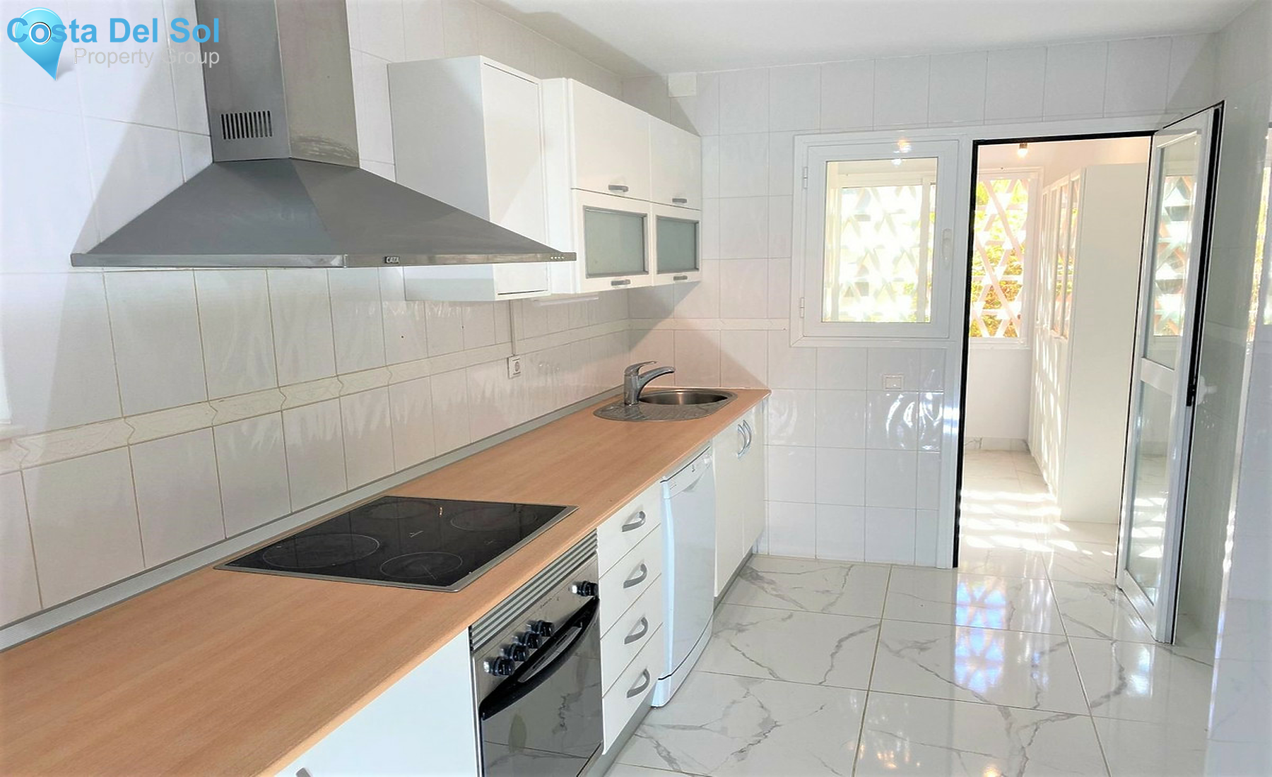 Ground Floor Apartment in Elviria-1308136