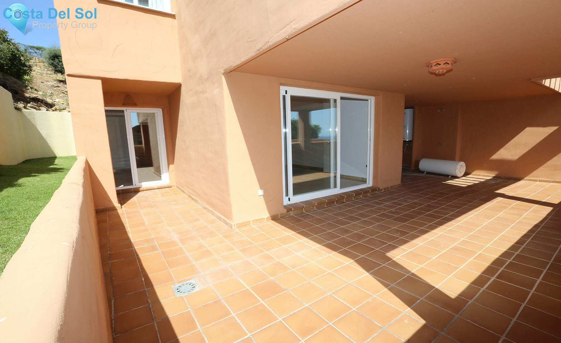 Ground Floor Apartment in Elviria-1347447