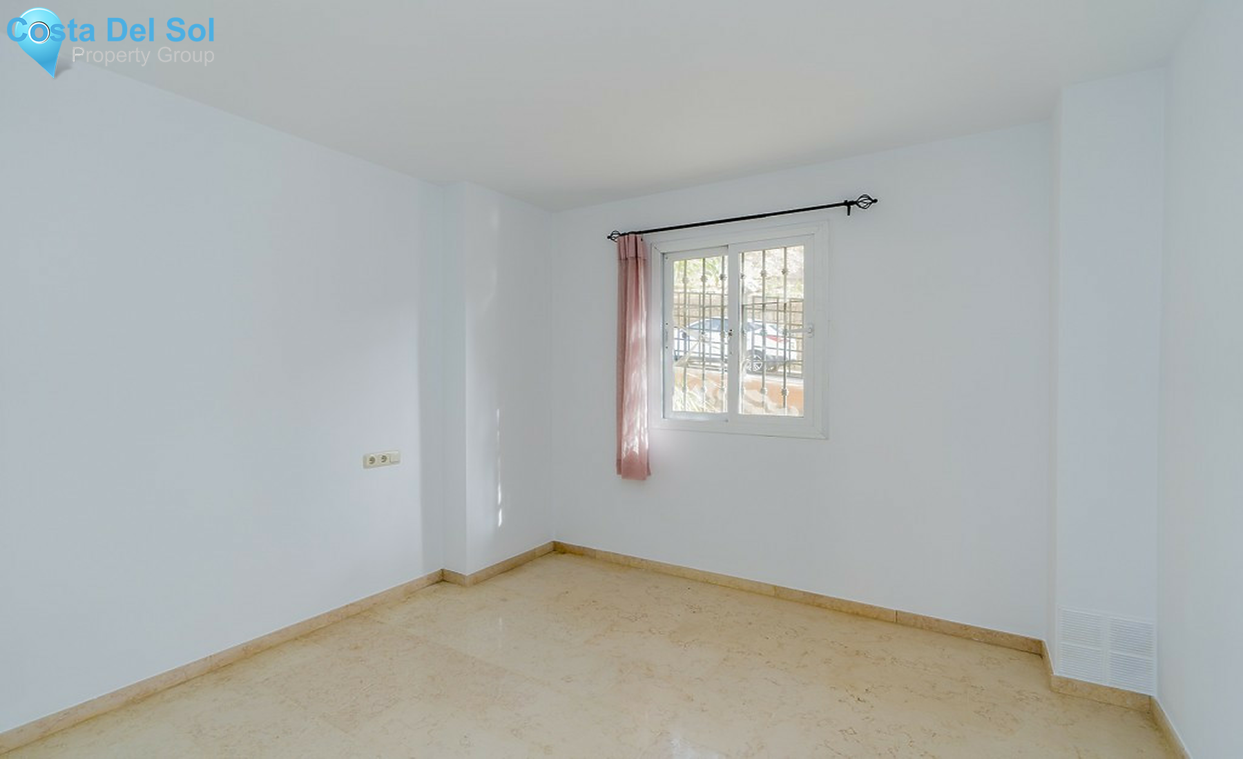 Ground Floor Apartment in Elviria-1457066