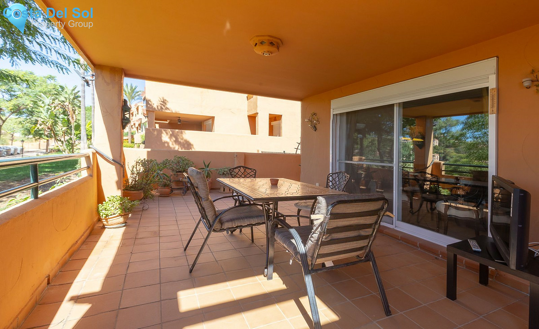 Ground Floor Apartment in Elviria-1511160