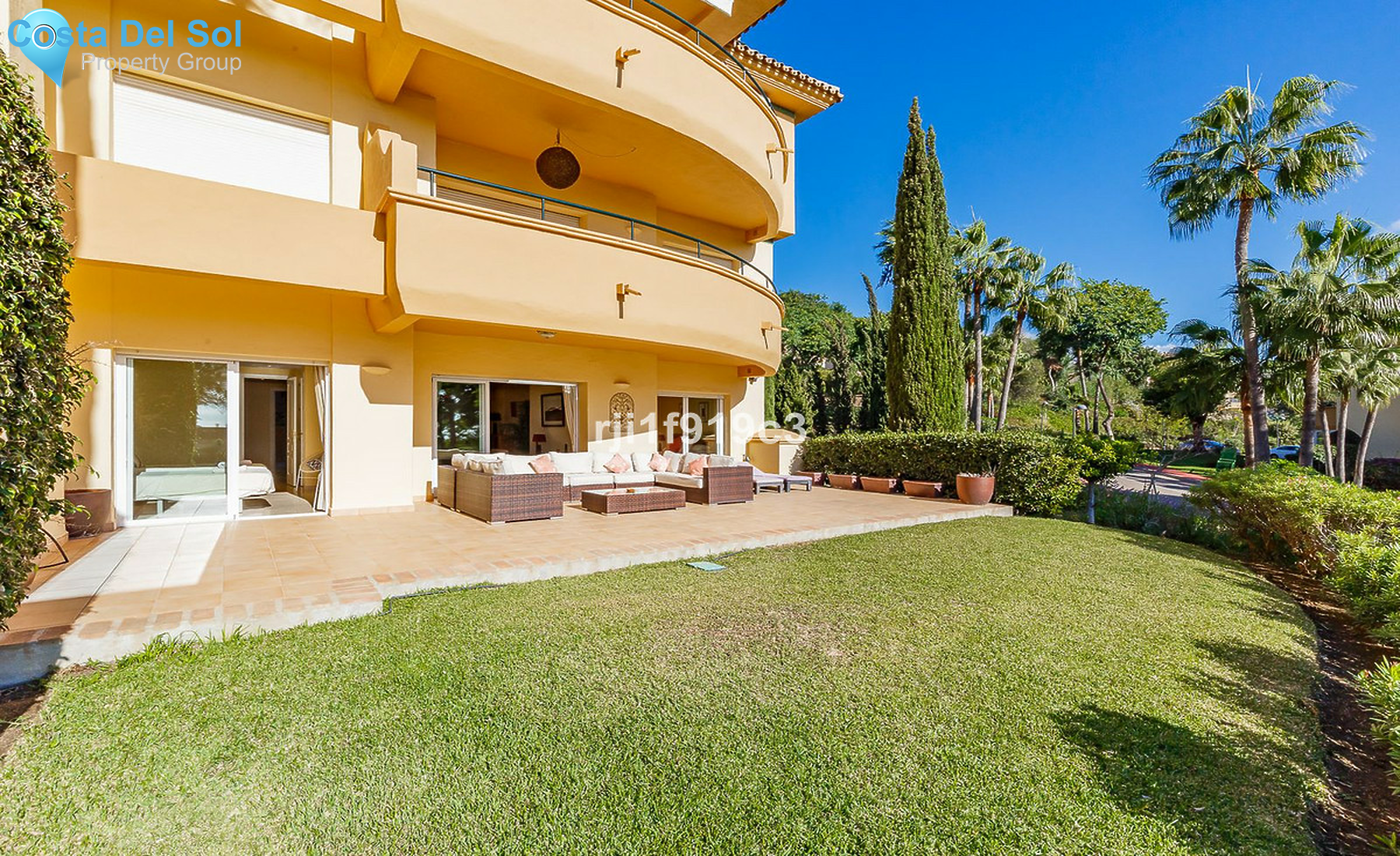 Ground Floor Apartment in Elviria-1527648